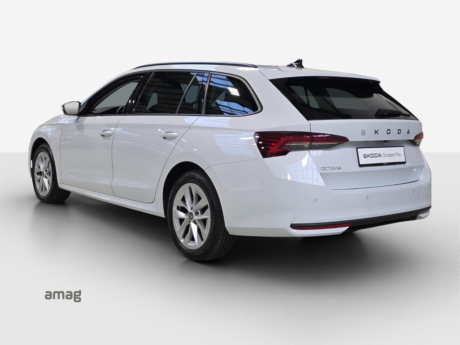 SKODA Octavia Combi 1.5 TSI mHEV DSG Dynamic-showroom-element-2