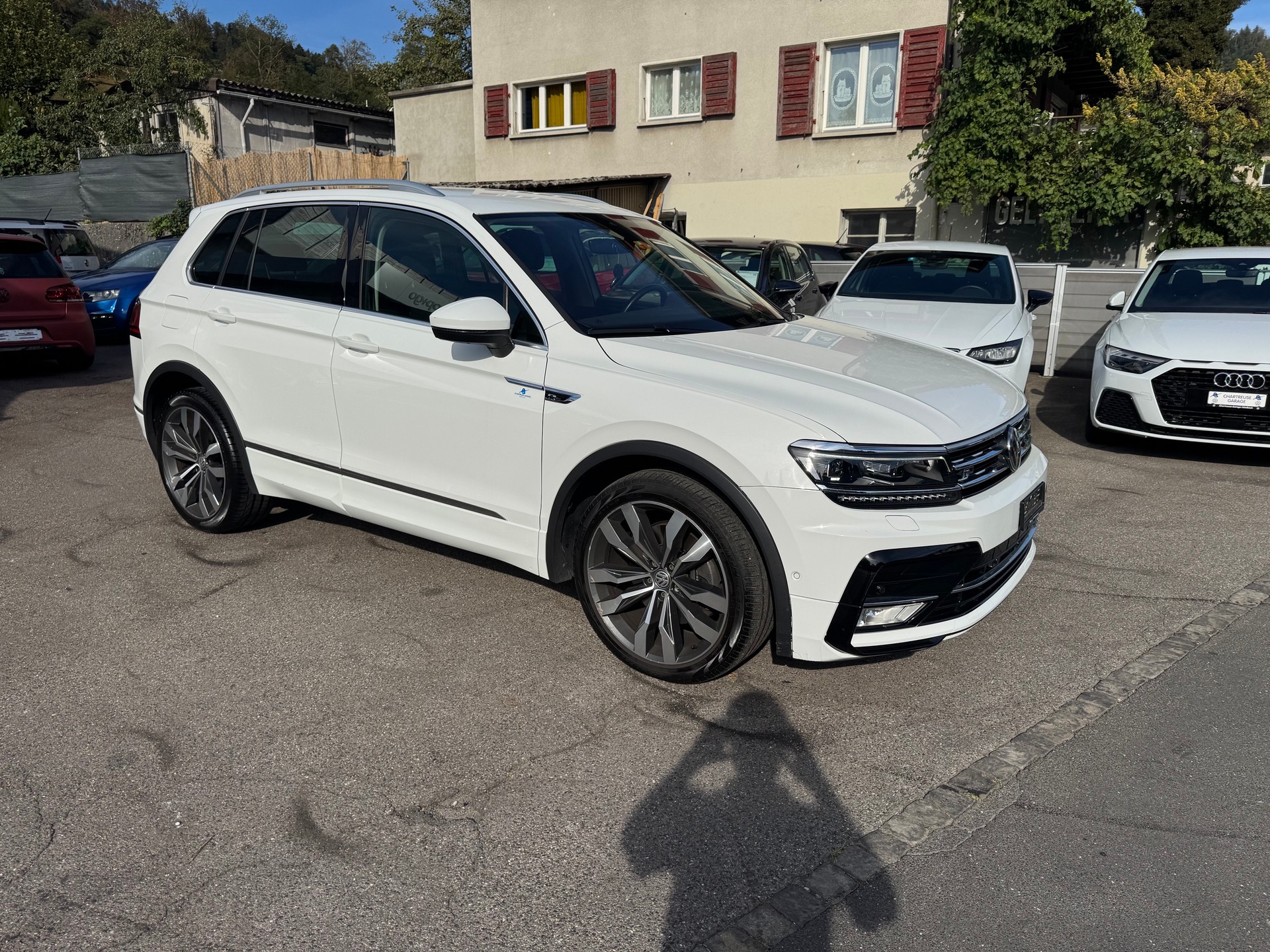 VW Tiguan 2.0 TDI SCR Highline 4Motion DSG-showroom-element-3