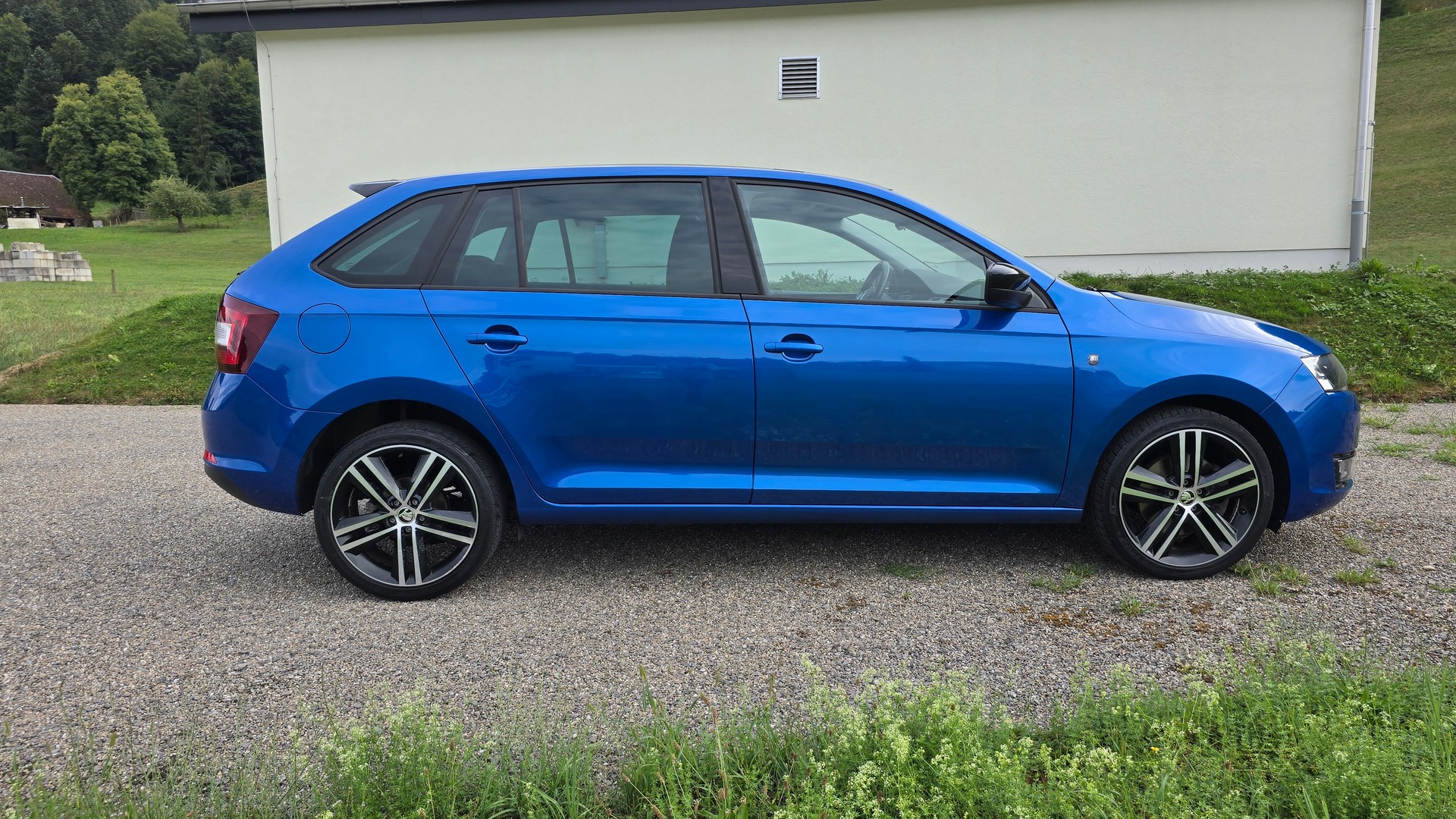 SKODA 1.4 TSI Ambition DSG-image-1