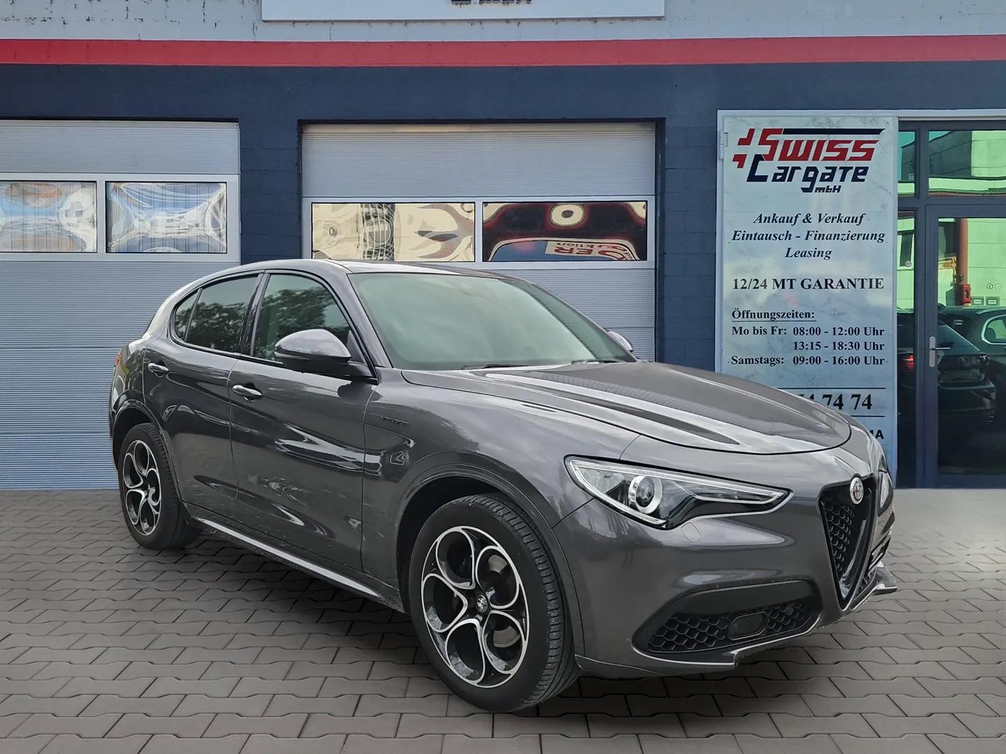 ALFA ROMEO Stelvio 2.0 Veloce Q4 Automatic 280PS mit Panoramadach-showroom-element-1
