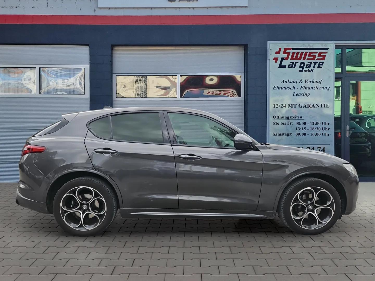 ALFA ROMEO Stelvio 2.0 Veloce Q4 Automatic 280PS mit Panoramadach-image-8
