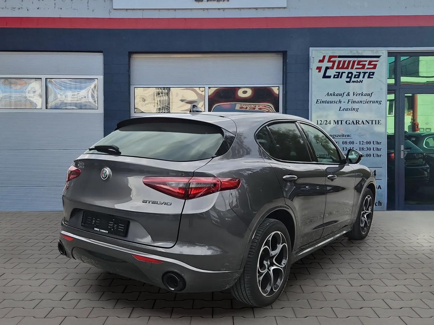 ALFA ROMEO Stelvio 2.0 Veloce Q4 Automatic 280PS mit Panoramadach-image-7