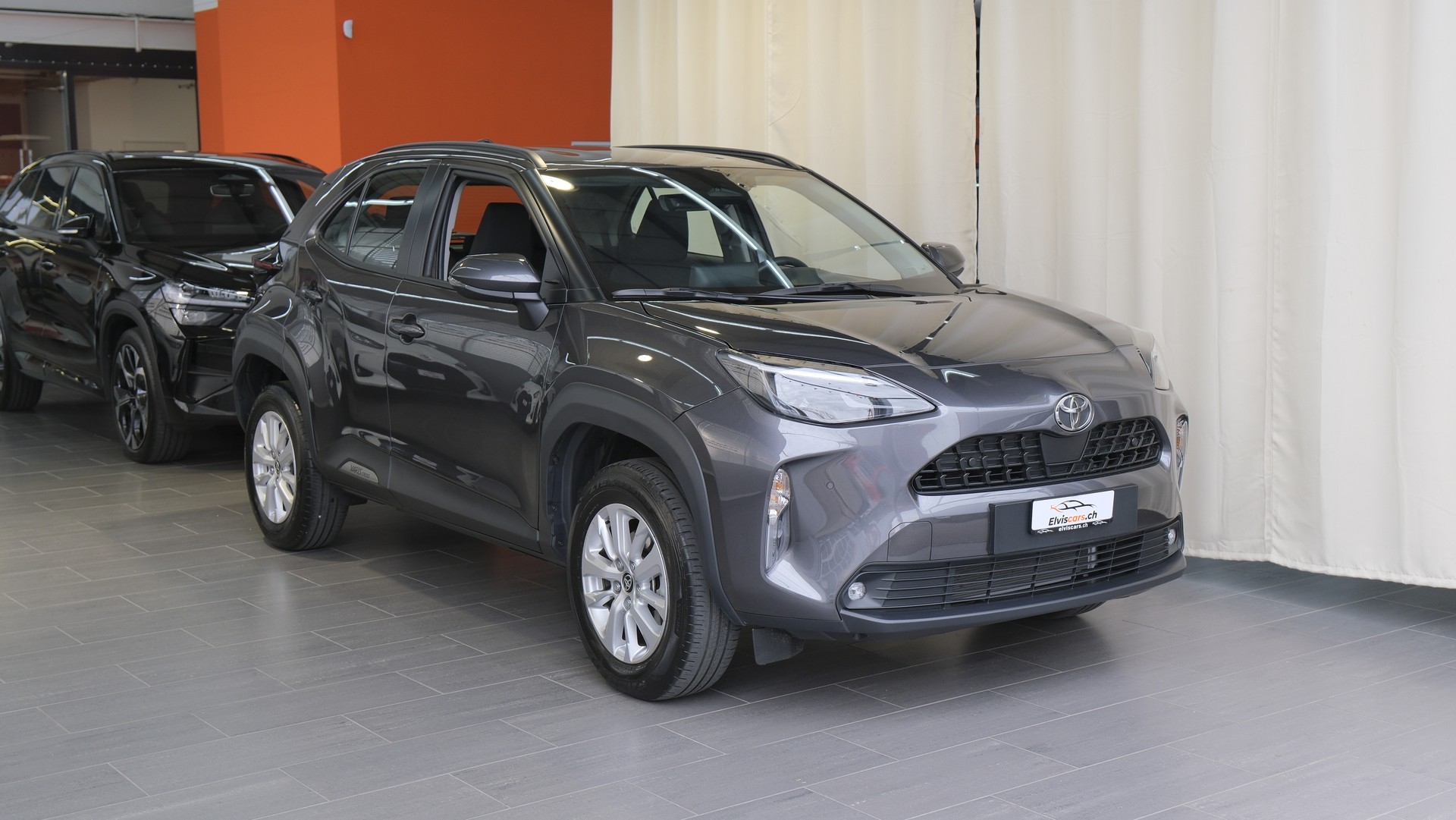 TOYOTA Yaris Cross 1.5 Trend e-CVT-showroom-element-1