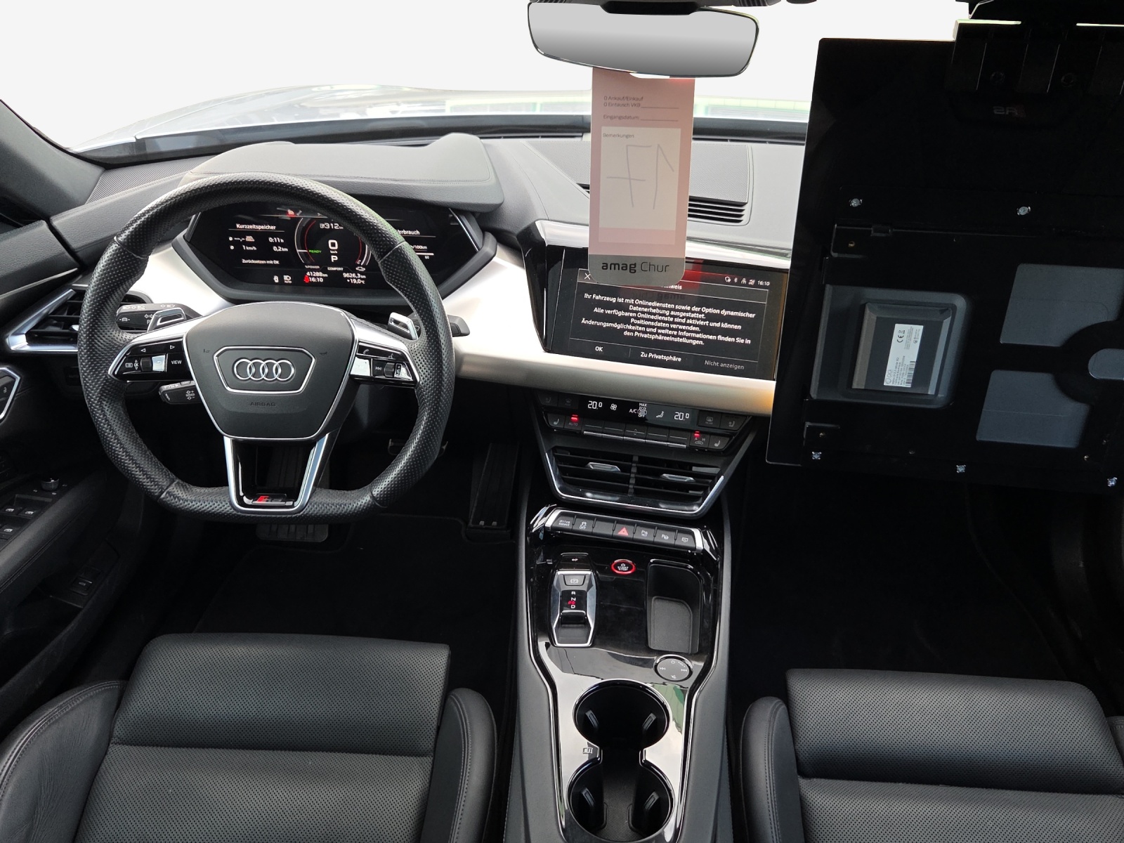 AUDI RS e-tron GT quattro-image-8