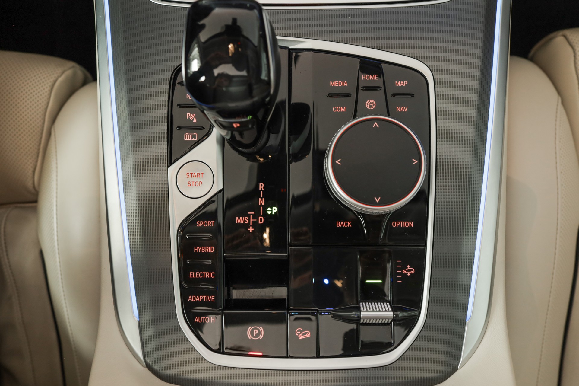 BMW X5 xDrive45e xLine Steptronic • BMW Individual Tansanitblau • Laser • Sky Lounge • Bowers & Wilkins-image-23