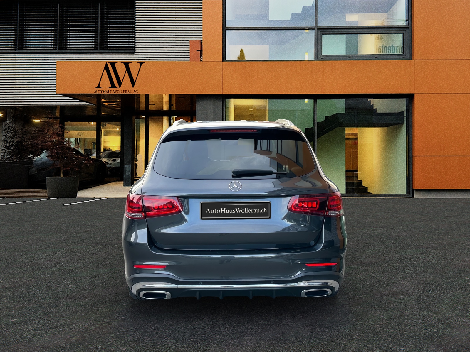 MERCEDES-BENZ GLC 220 d AMG Line 4 Matic / Top Zustand-image-4