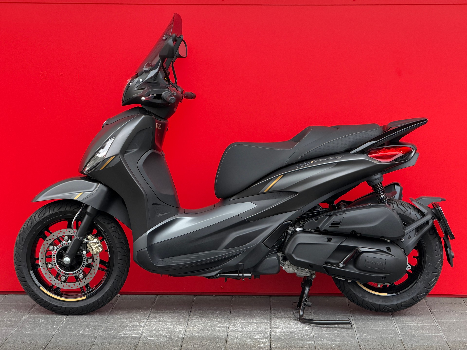 PIAGGIO Beverly 400 25th Anniversary E5+-image-2