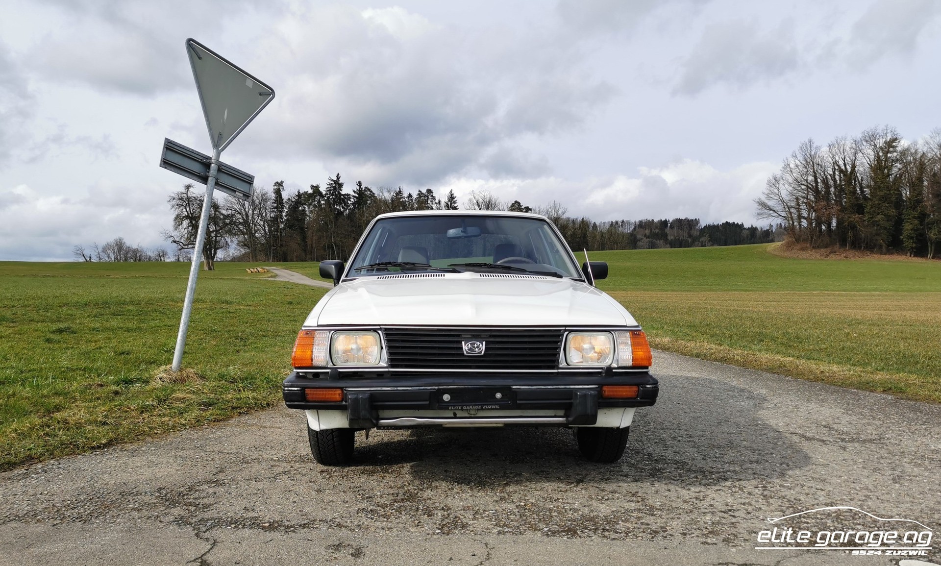 SUBARU 1.8 4WD Turismo GLF Automatic-image-2