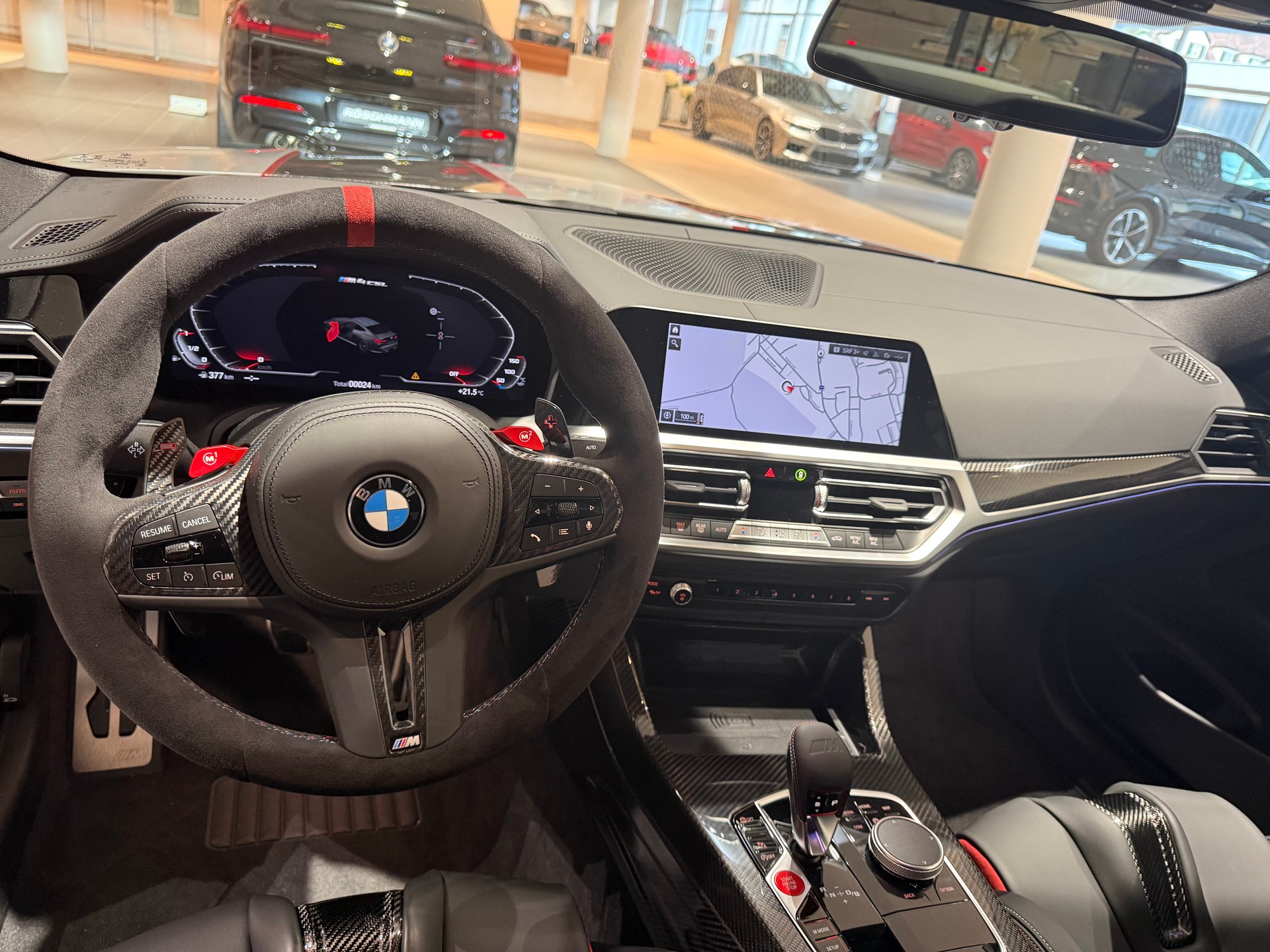 BMW M4 CSL Coupé-image-11