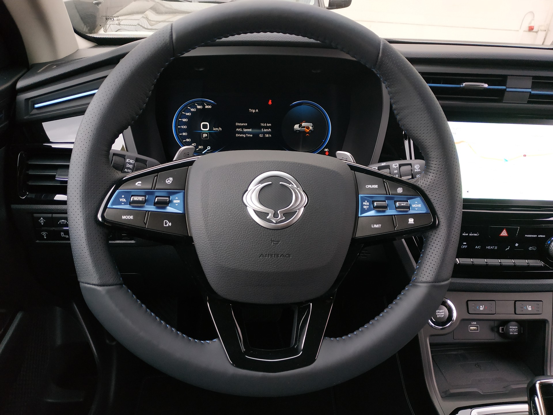 KGM-SsangYong Korando eMotion Titanium-image-14