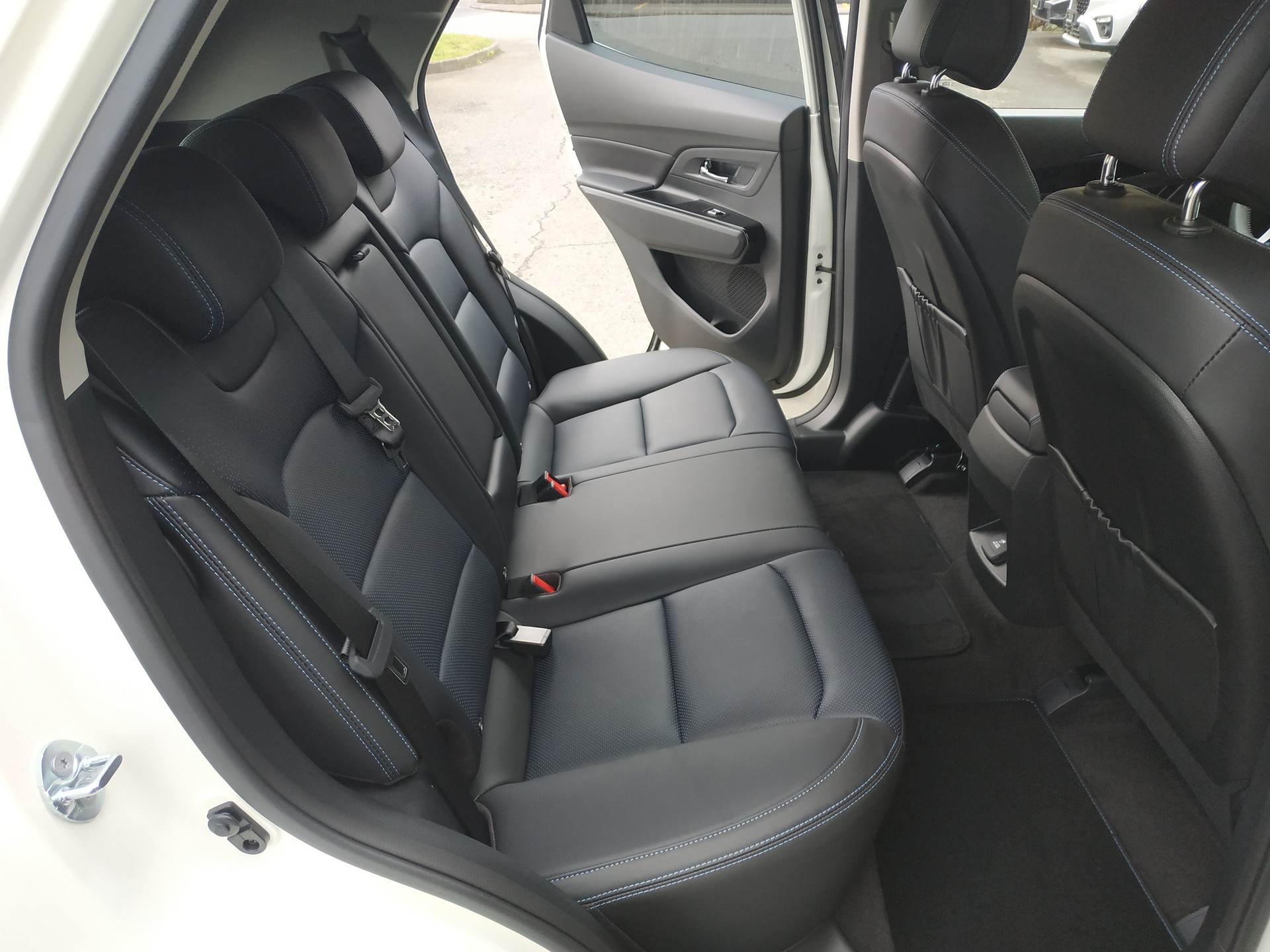 KGM-SsangYong Korando eMotion Titanium-image-16