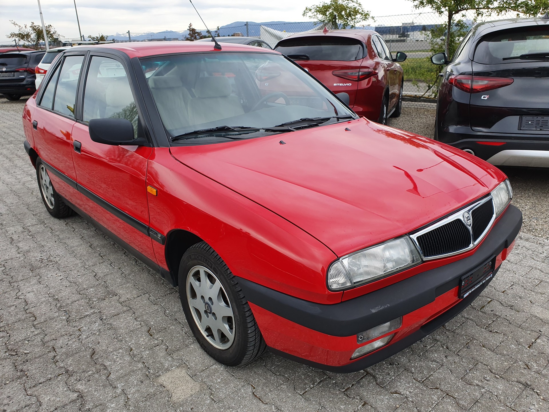 LANCIA Delta 1.8 i.e.-image-2