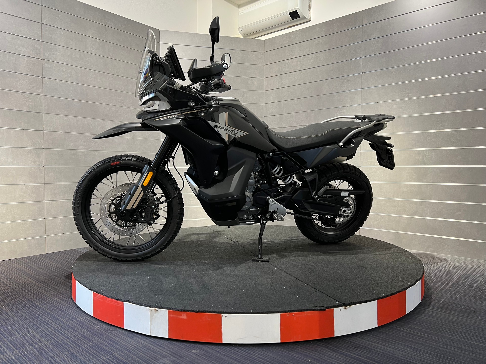 CF MOTO 800MT-X-image-1