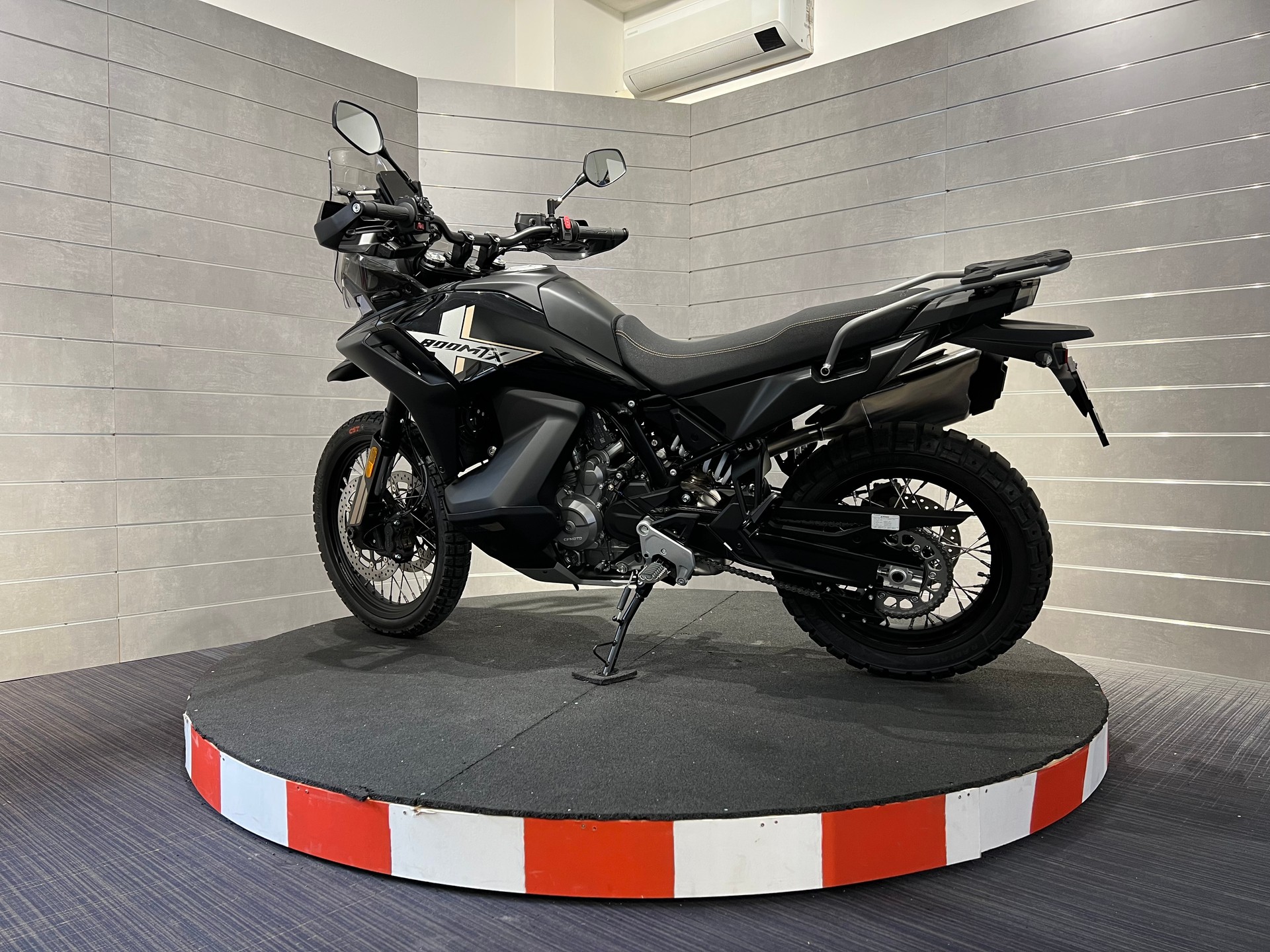 CF MOTO 800MT-X-image-2