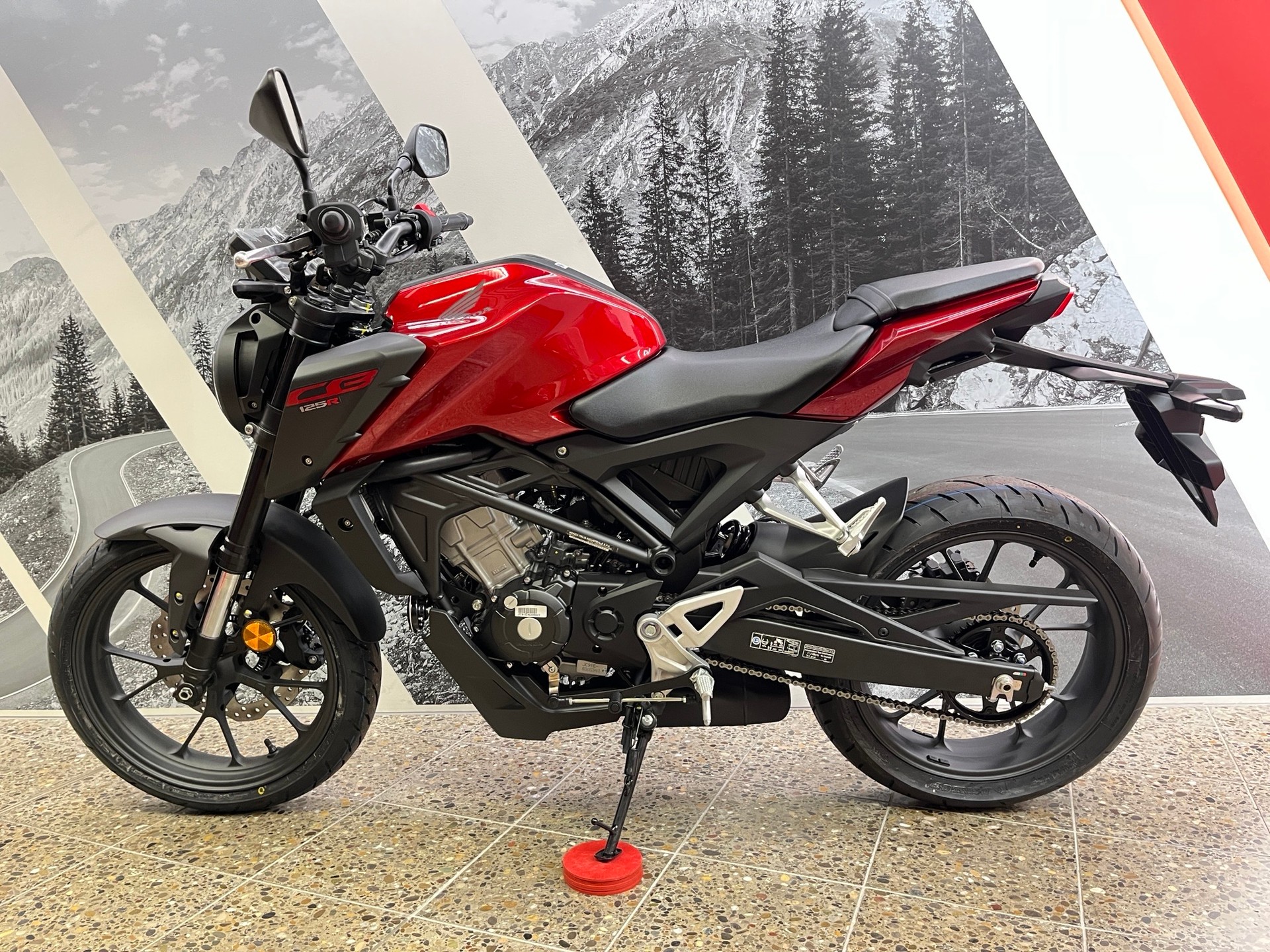 HONDA CB 125 R ABS mit TFT Display / neues Modell-image-1