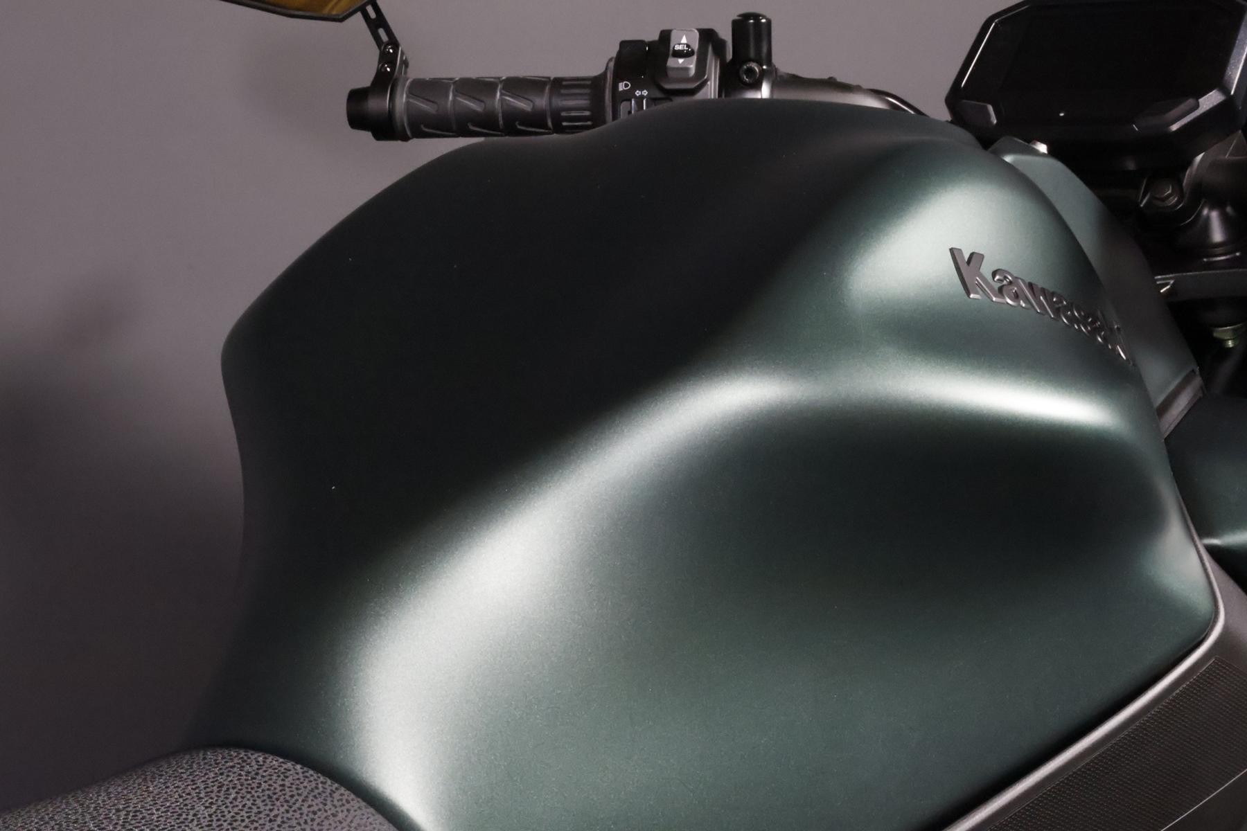 KAWASAKI Z 650 (35/50 KW) Draksmaragd Level 2-image-7