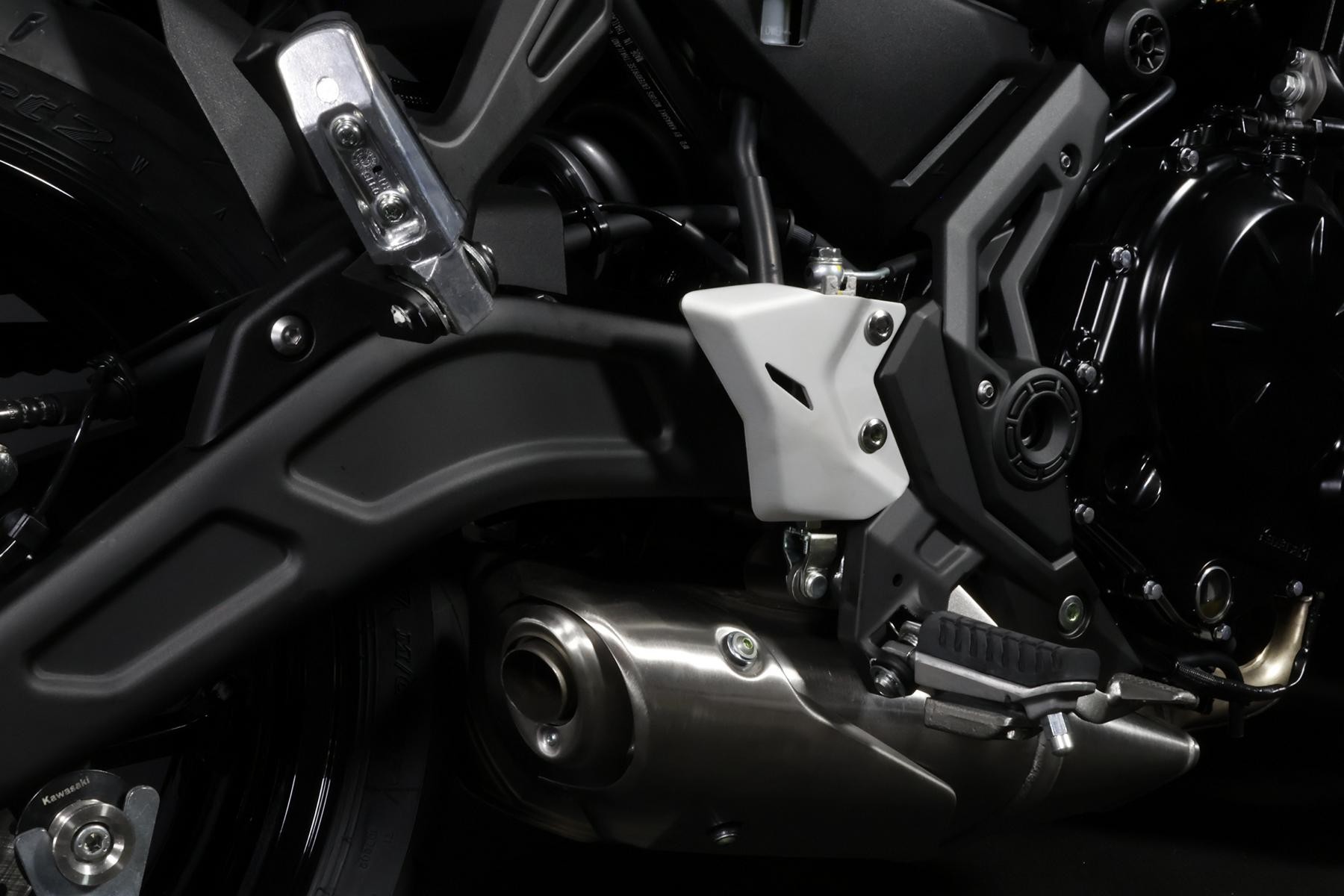 KAWASAKI Z 650 (35/50 KW) Draksmaragd Level 2-image-9