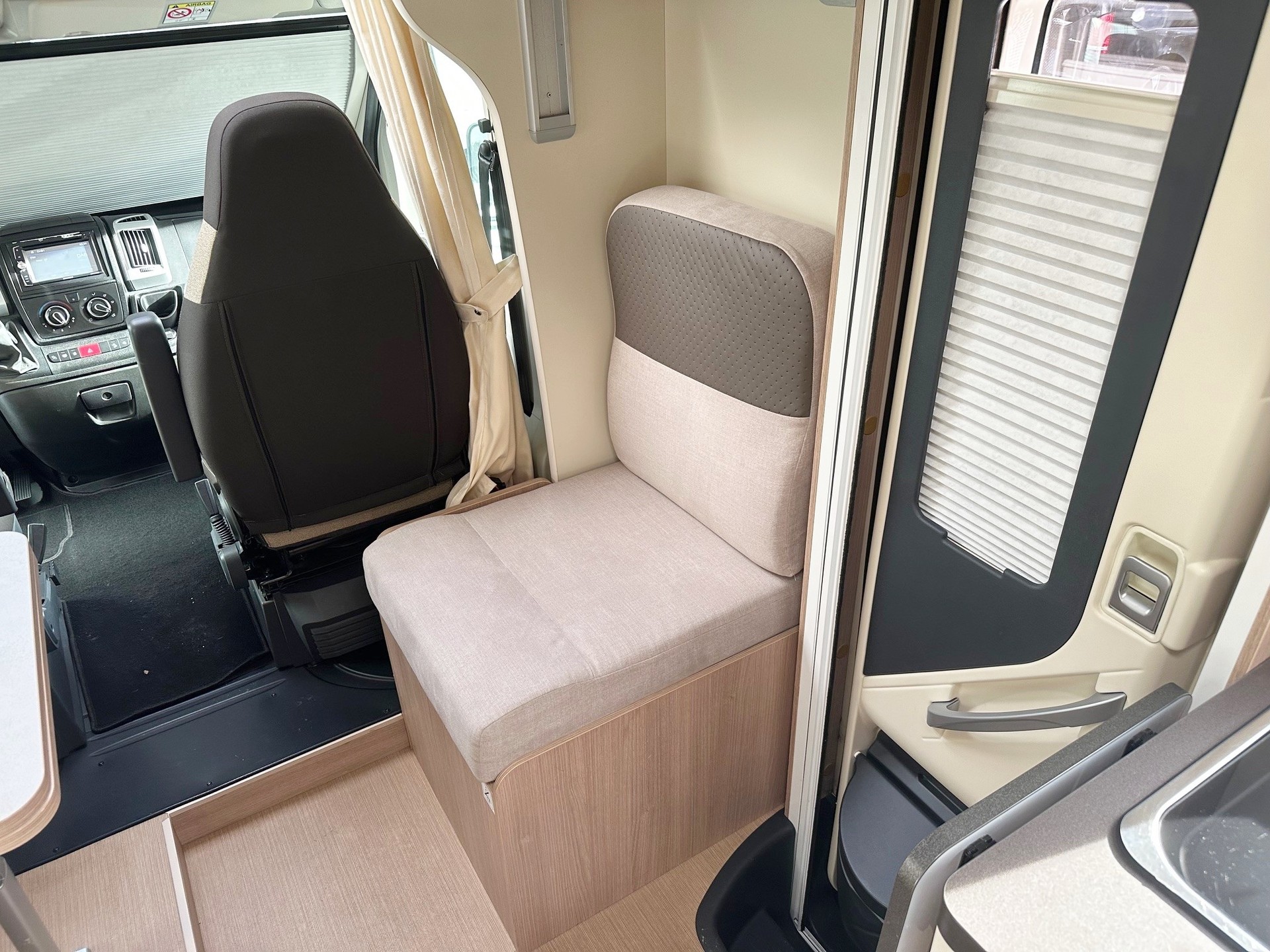ITINEO PJ 6700 ELITE 2,2 HDI DIESEL CITROEN-image-11