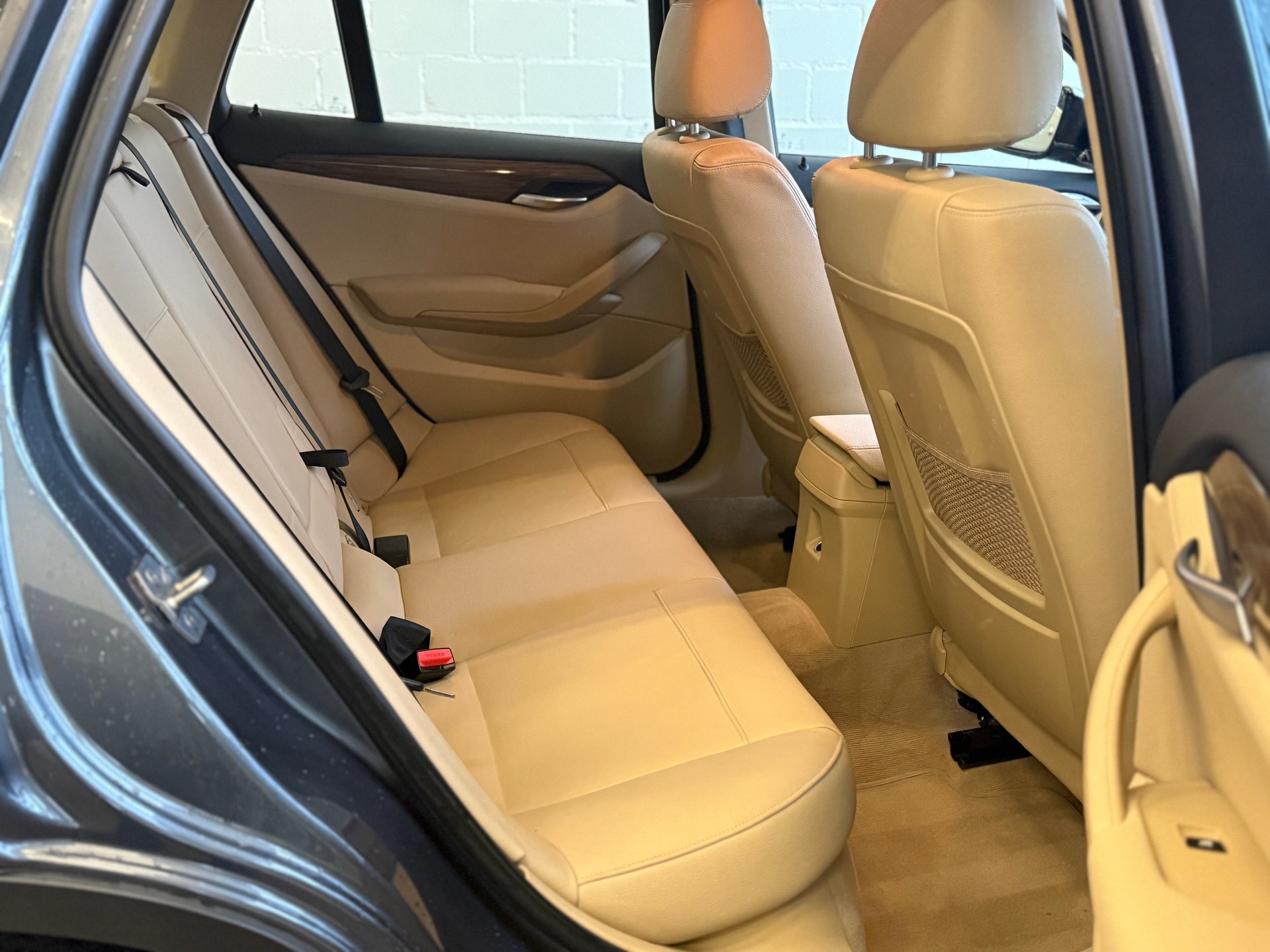 BMW X1 xDrive 28i Steptronic-image-8