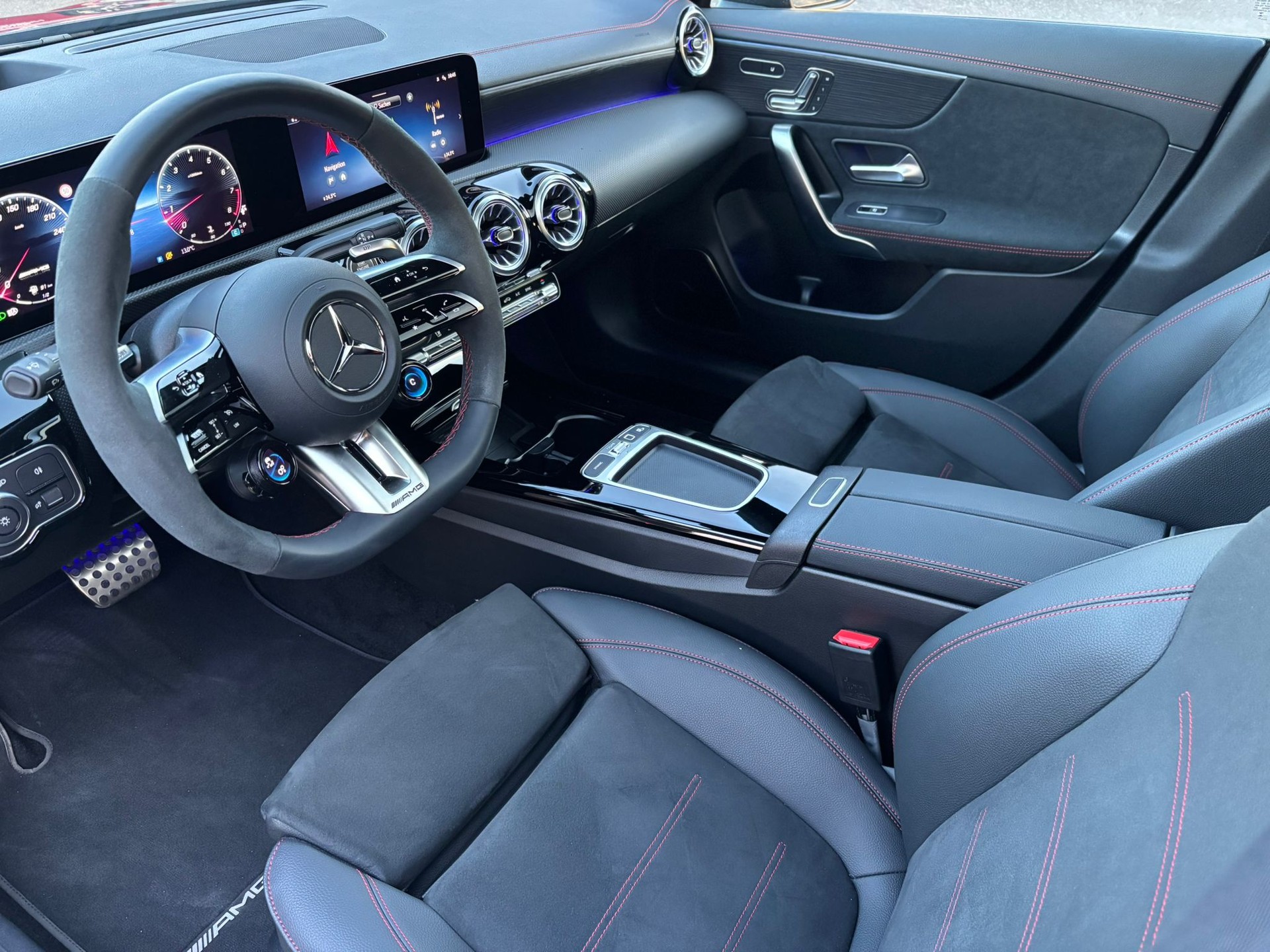 MERCEDES-BENZ CLA 45 S AMG 4Matic+-image-6