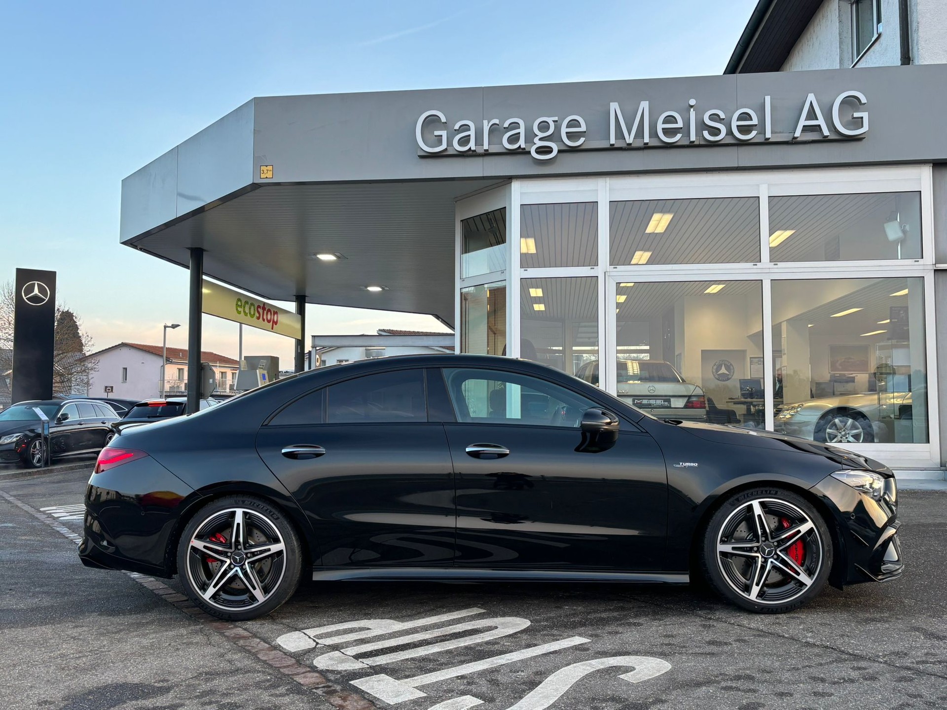 MERCEDES-BENZ CLA 45 S AMG 4Matic+-image-4