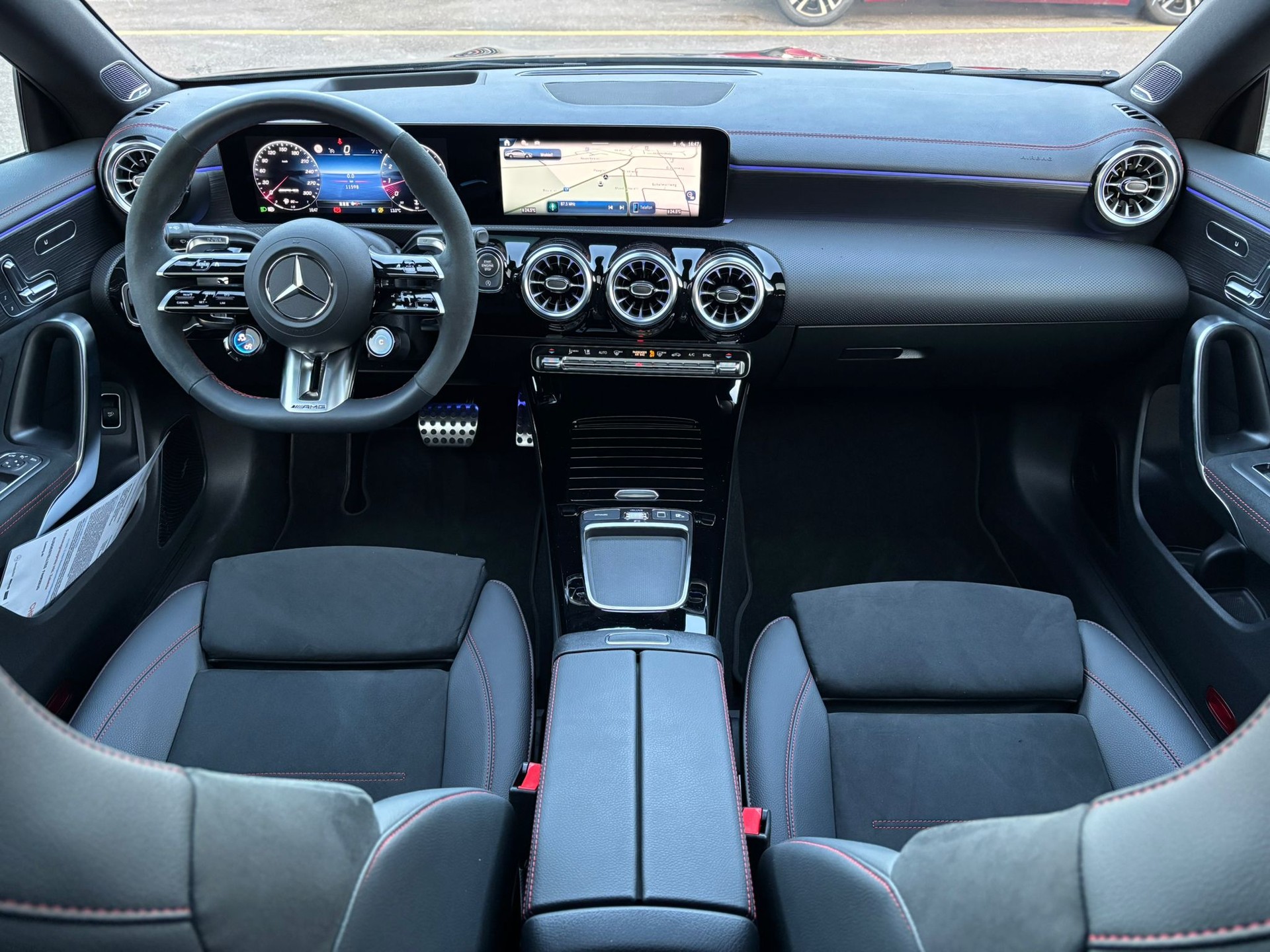 MERCEDES-BENZ CLA 45 S AMG 4Matic+-image-7