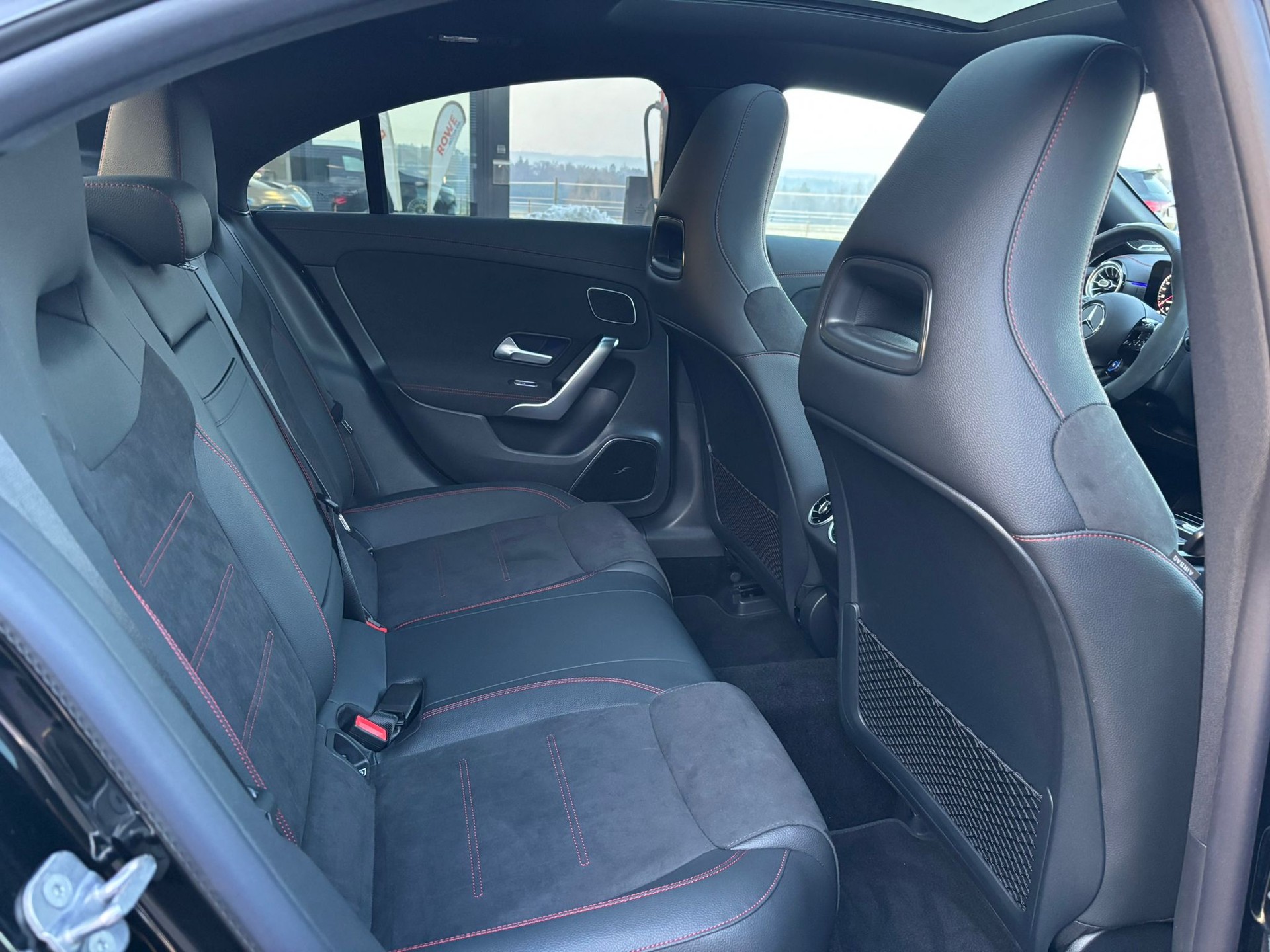 MERCEDES-BENZ CLA 45 S AMG 4Matic+-image-9