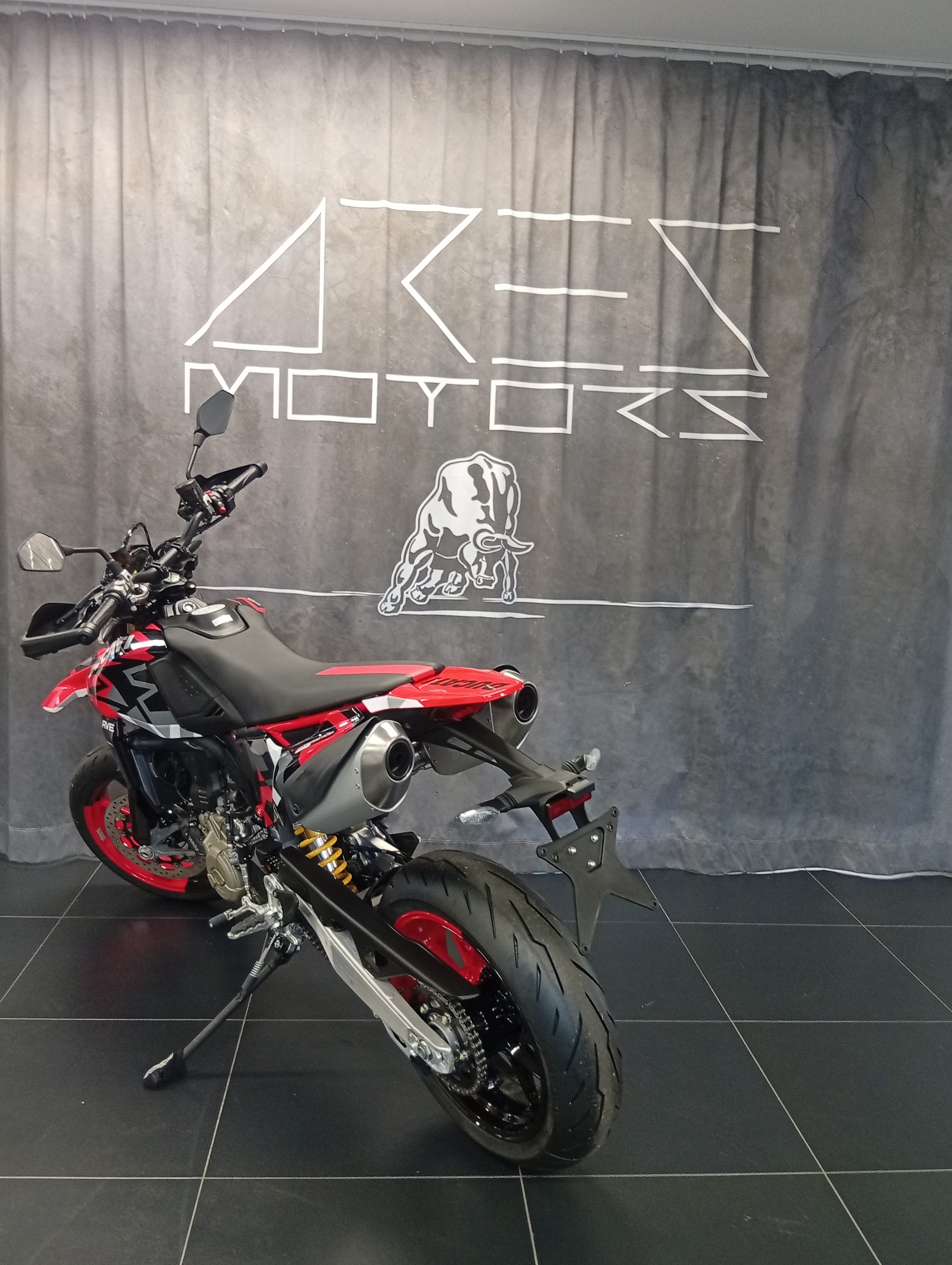 DUCATI Hypermotard 698 Mono RVE-image-6