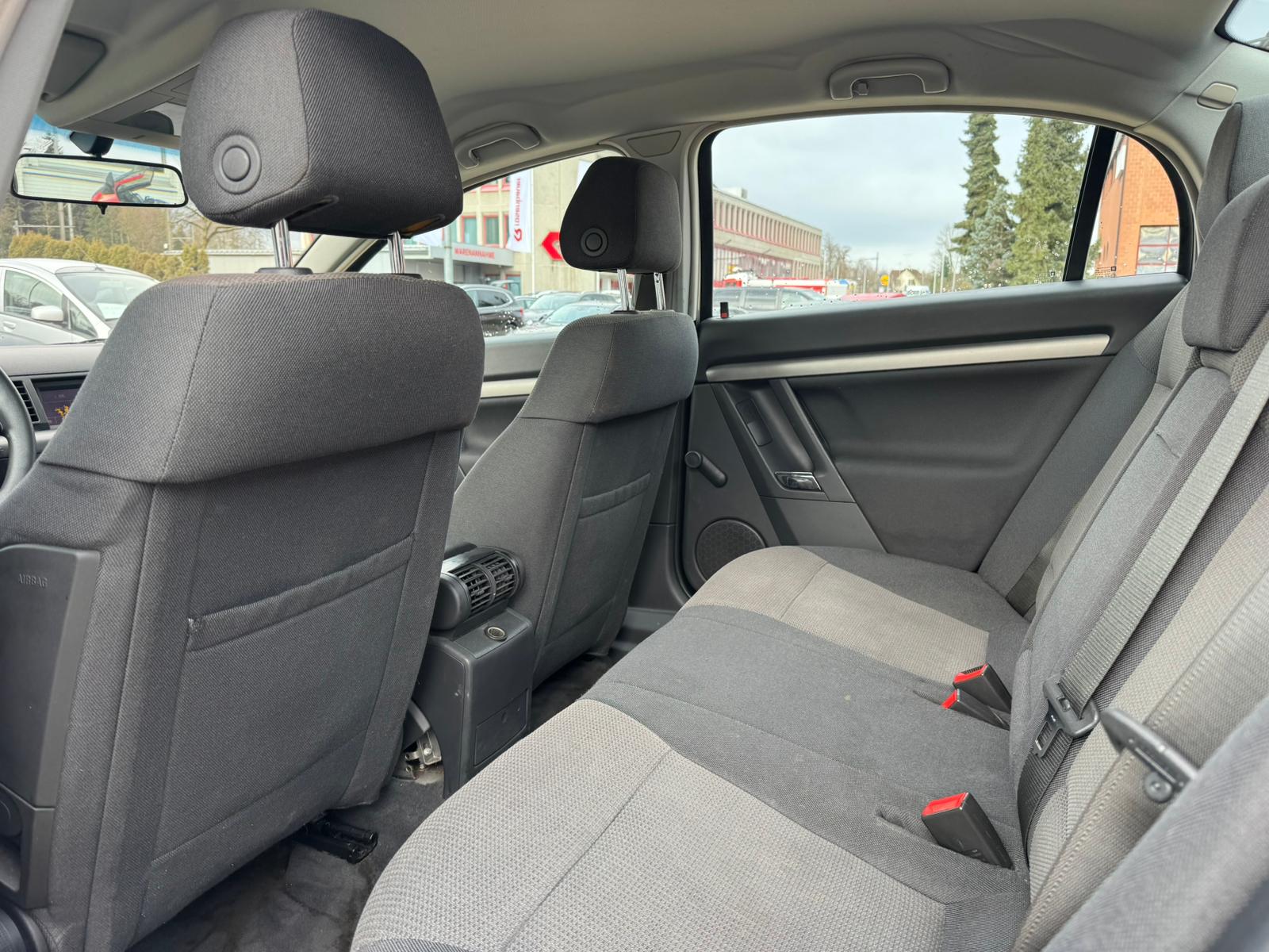 OPEL Vectra 2.2 Elegance-image-5