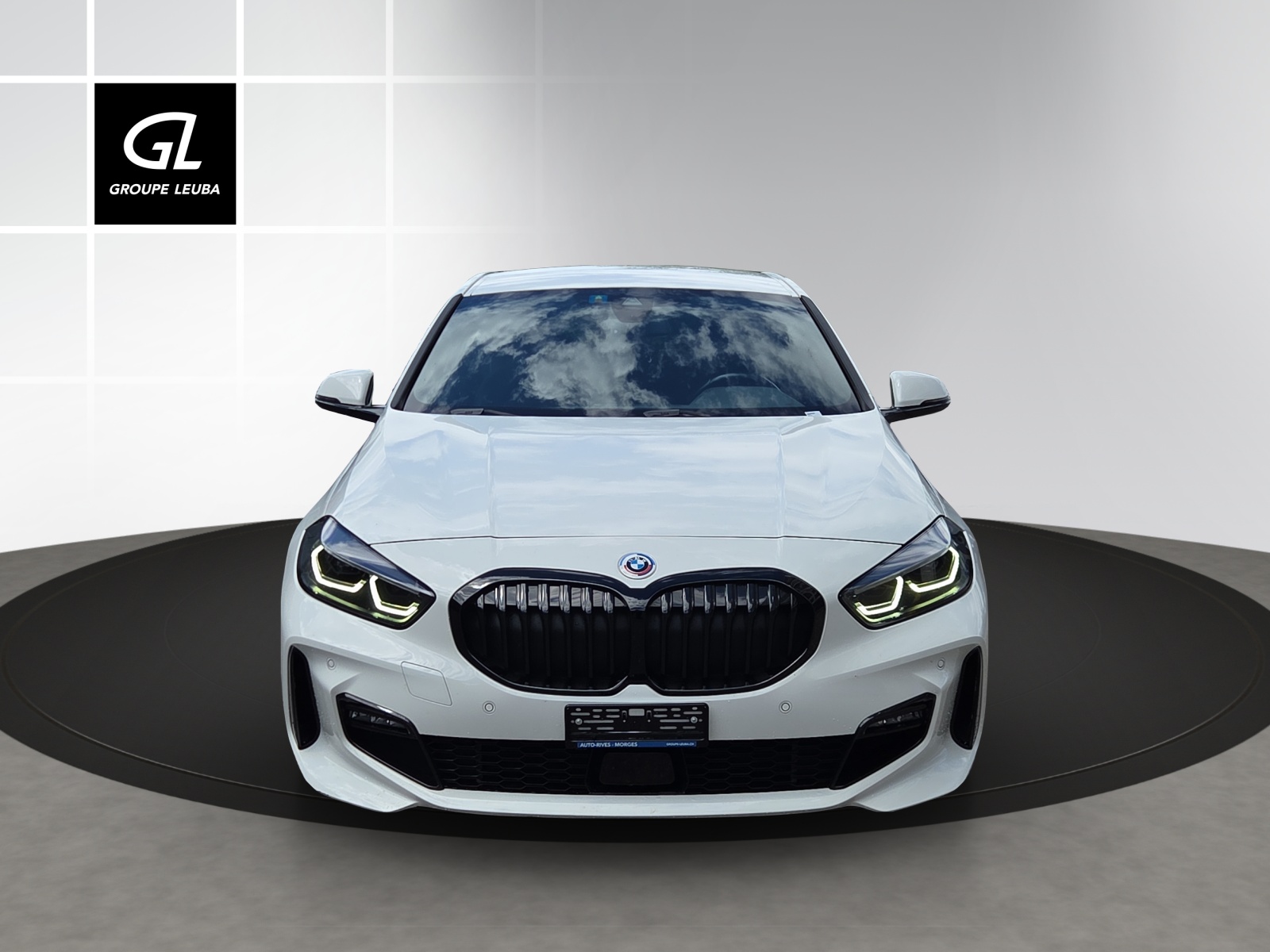 BMW 120i M Sport Pro Steptr.-showroom-element-1