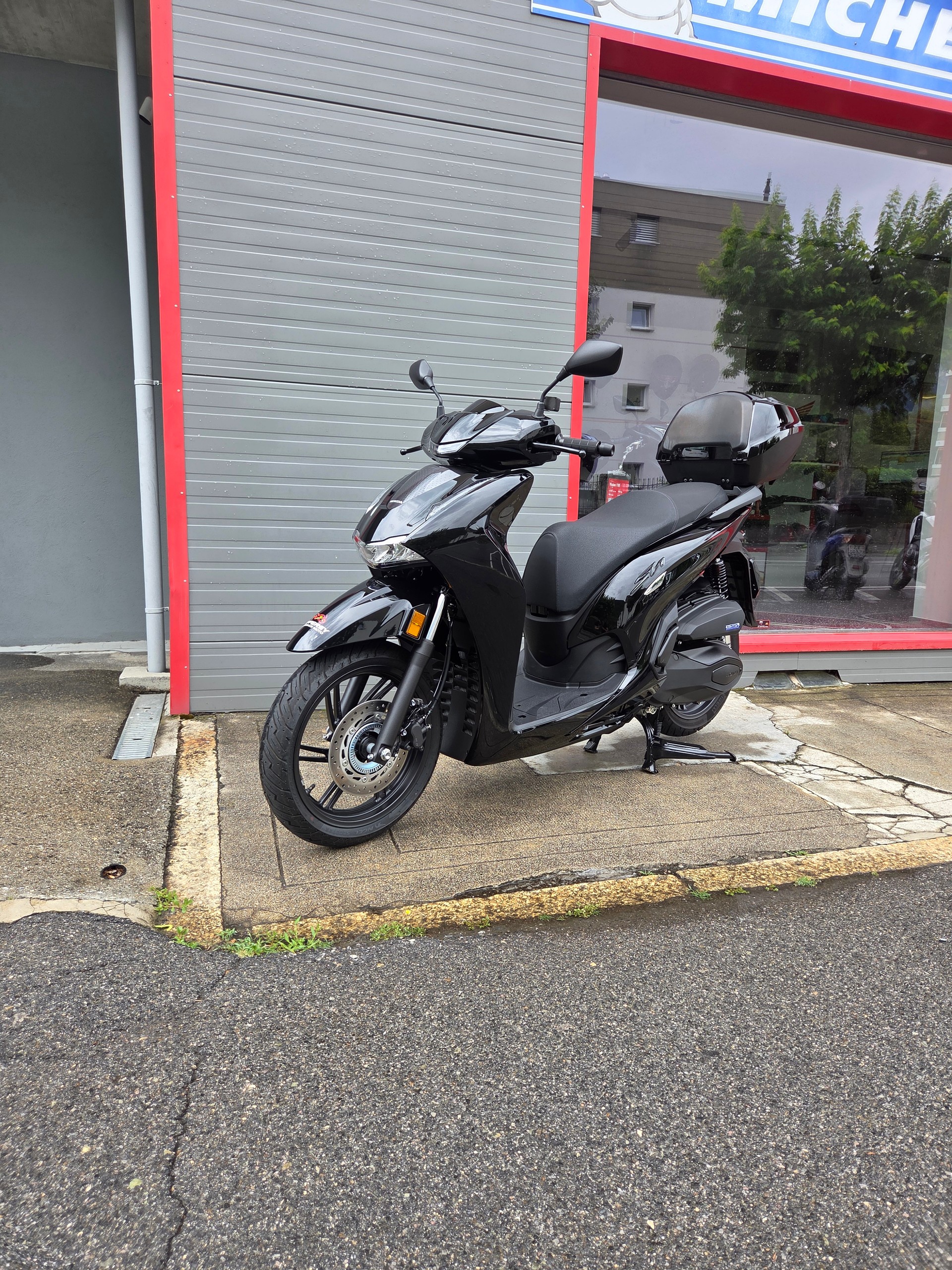 HONDA SH 350-image-2
