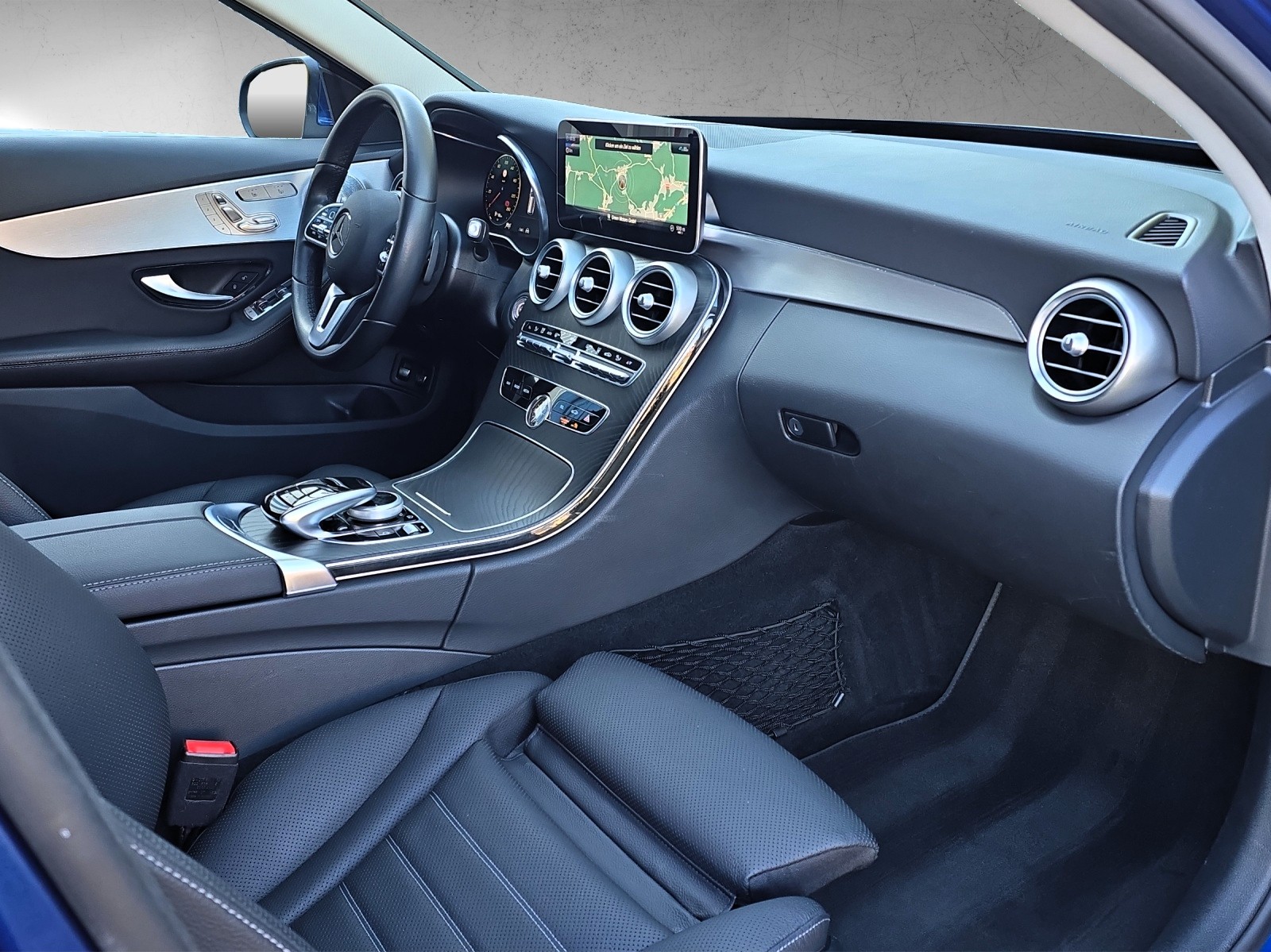 MERCEDES-BENZ C 300 e T-Modell Avantgarde 9G-Tronic mit AHK-image-7