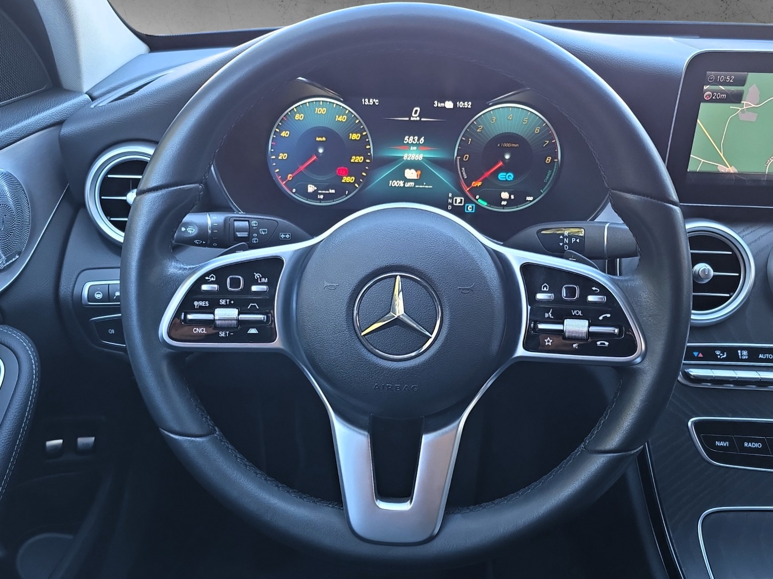 MERCEDES-BENZ C 300 e T-Modell Avantgarde 9G-Tronic mit AHK-image-10