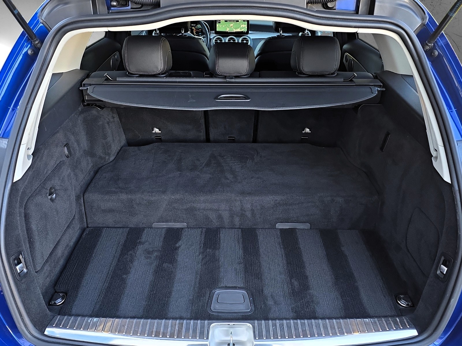 MERCEDES-BENZ C 300 e T-Modell Avantgarde 9G-Tronic mit AHK-image-14