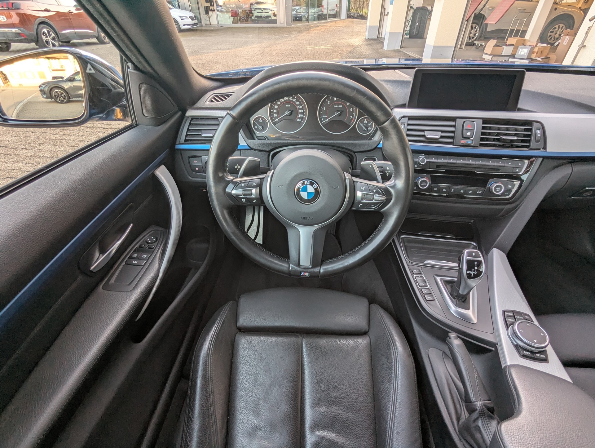 BMW 428i Coupé xDrive Steptronic-image-12