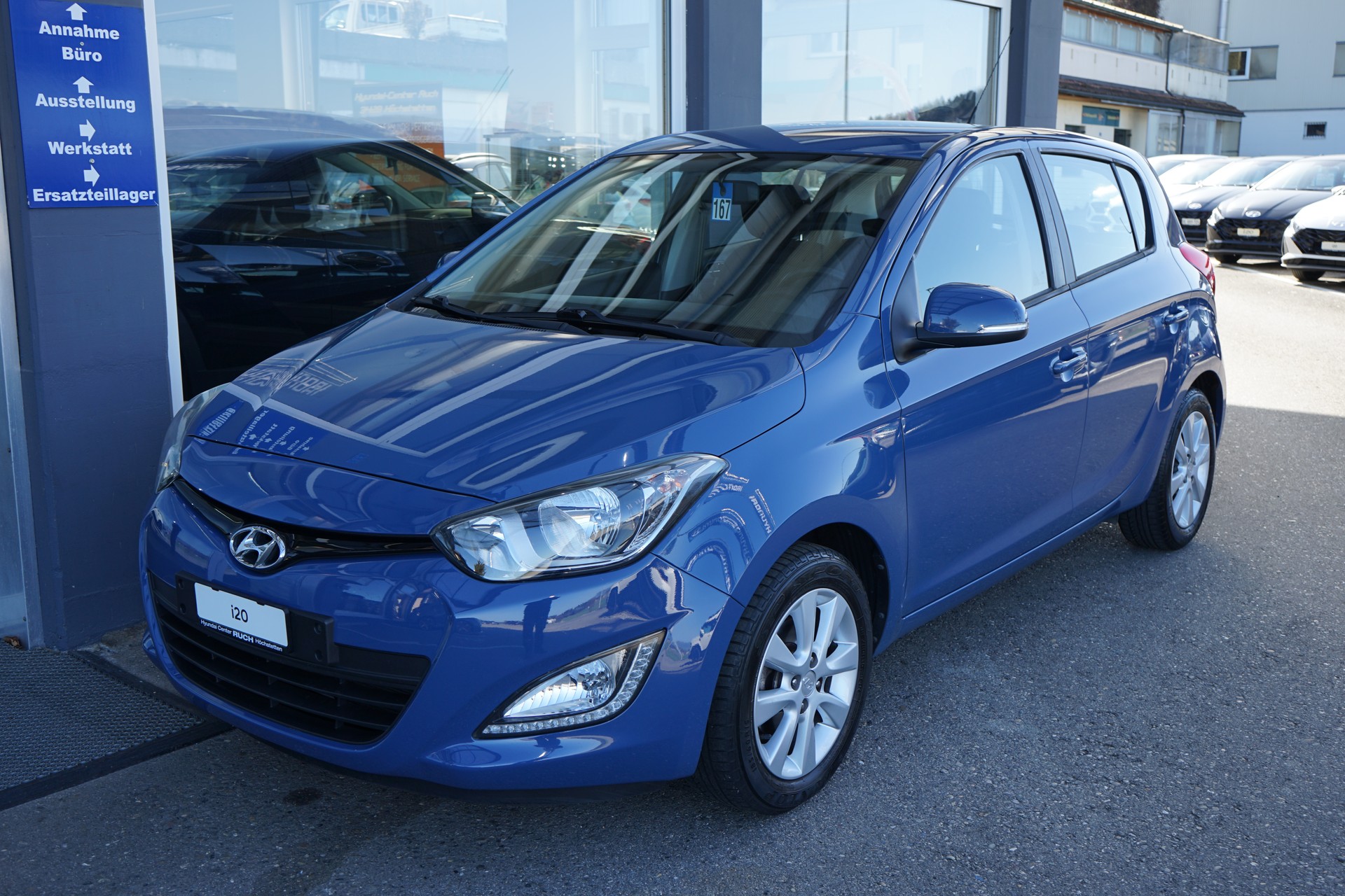 HYUNDAI i20 1.4 Style Automatic-showroom-element-1