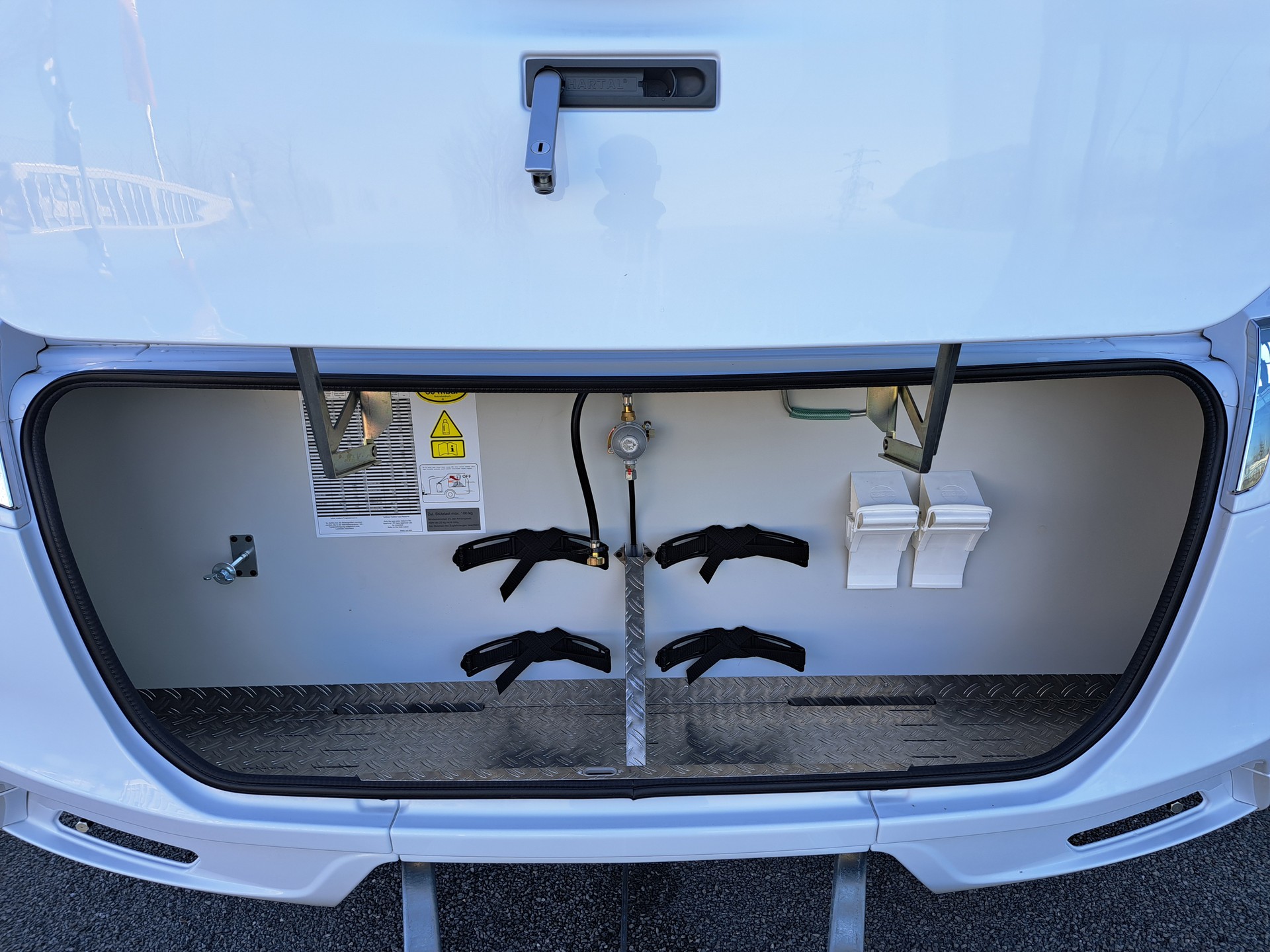 BÜRSTNER Averso 485 TS B66-image-13