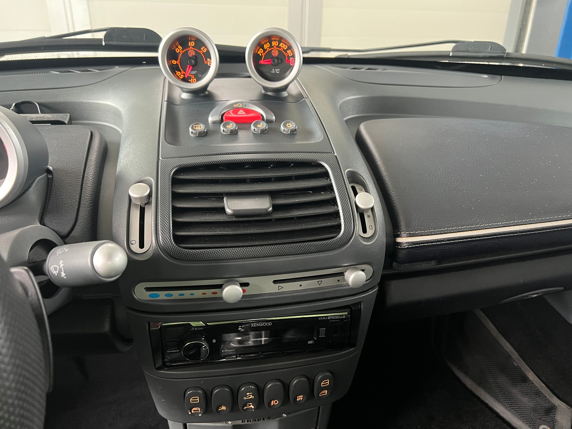 SMART roadster brabus-image-10