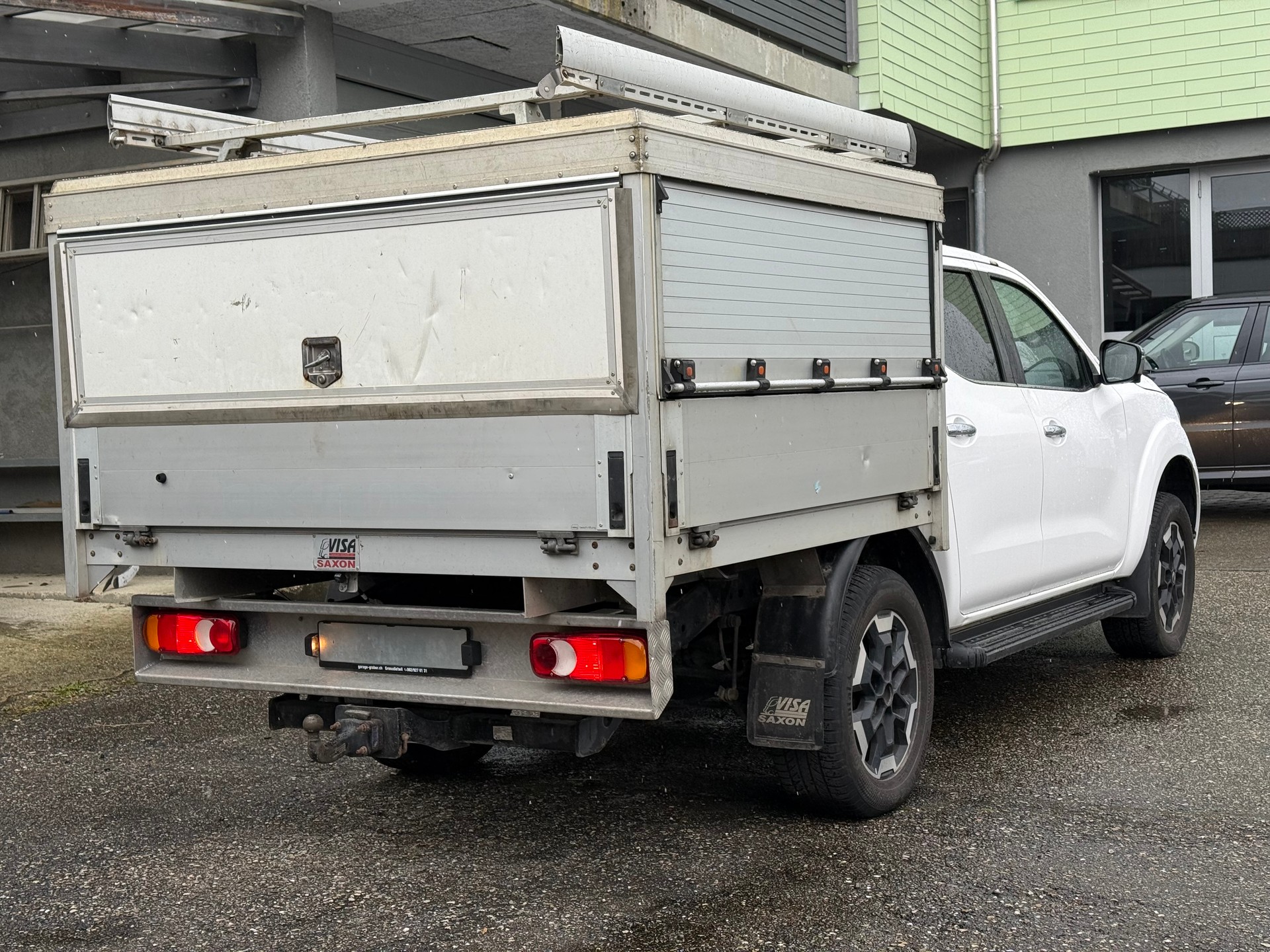 NISSAN Navara Double Cab N-Guard 2.3 dCi 4WD-image-3