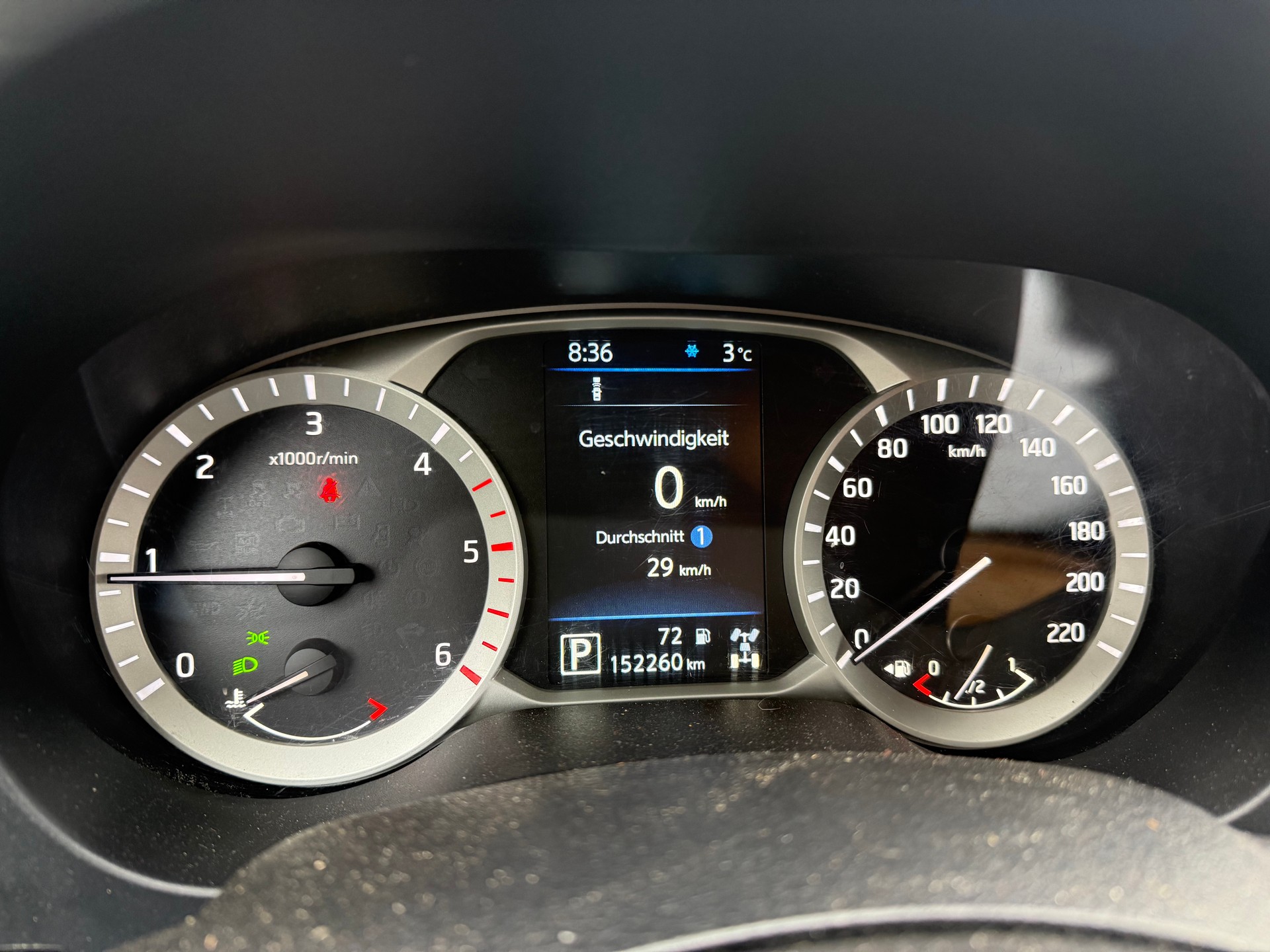 NISSAN Navara Double Cab N-Guard 2.3 dCi 4WD-image-9