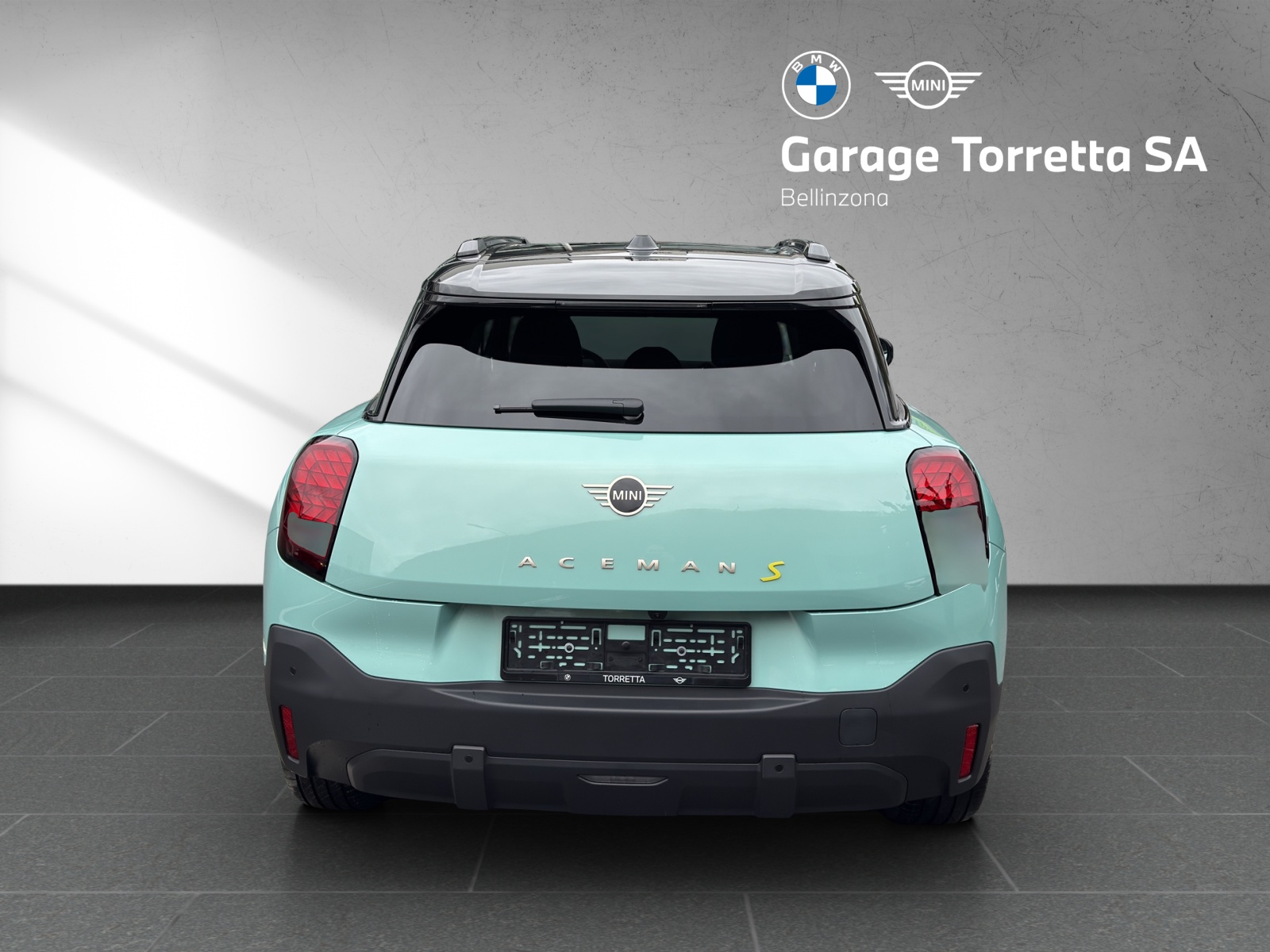 MINI Aceman SE-showroom-element-3