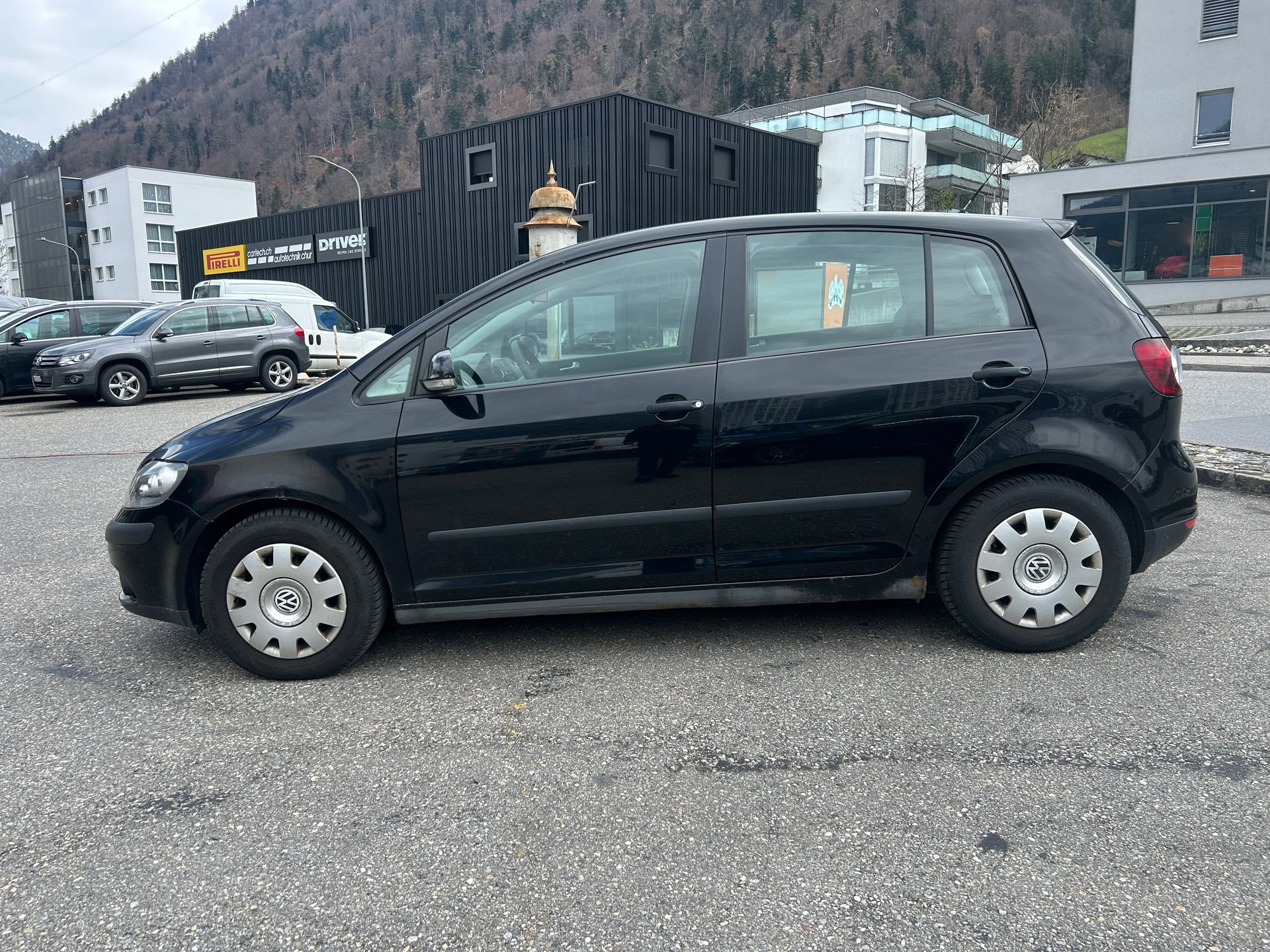 VW Golf Plus 1.6 FSI Trendline-image-2