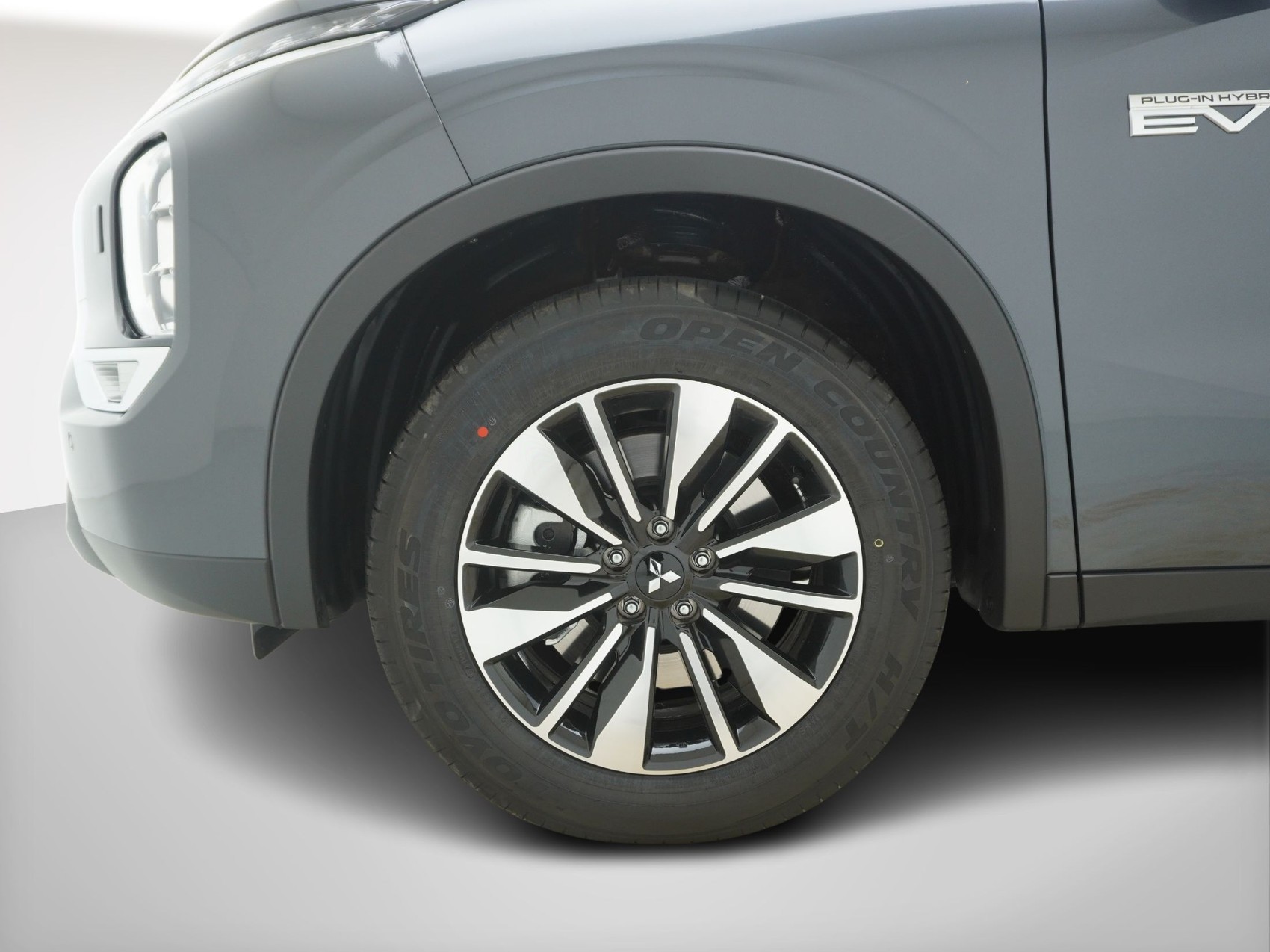 MITSUBISHI Outlander 2.4 PHEV Invite 4x4-image-8