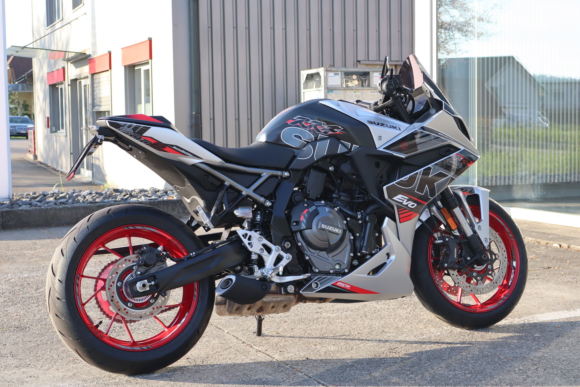 SUZUKI GSX 8 R EVO (35kW) ABS / TCS-image-2