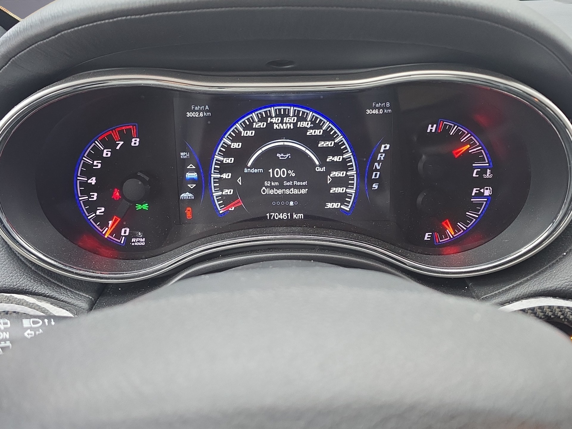 JEEP Grand Cherokee 6.4 V8 HEMI SRT8 Automatic-image-12