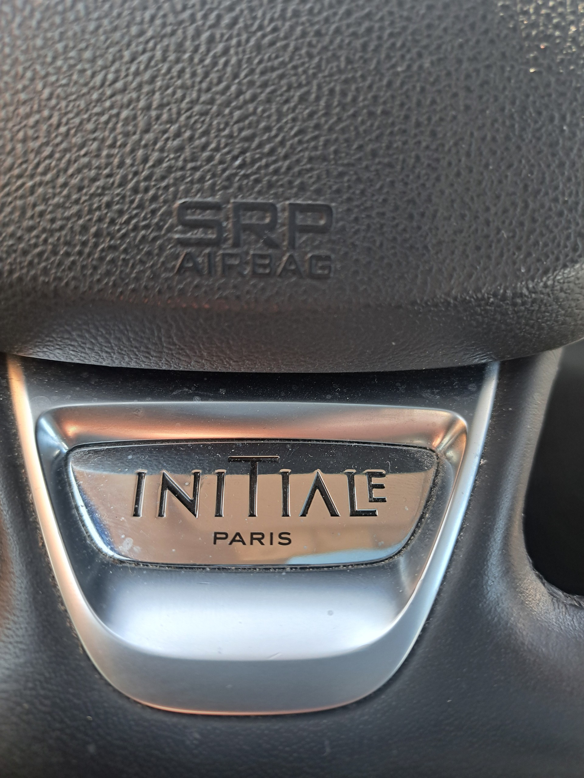 RENAULT Talisman Grandtour 2.0 dCi Initiale Paris EDC-image-10