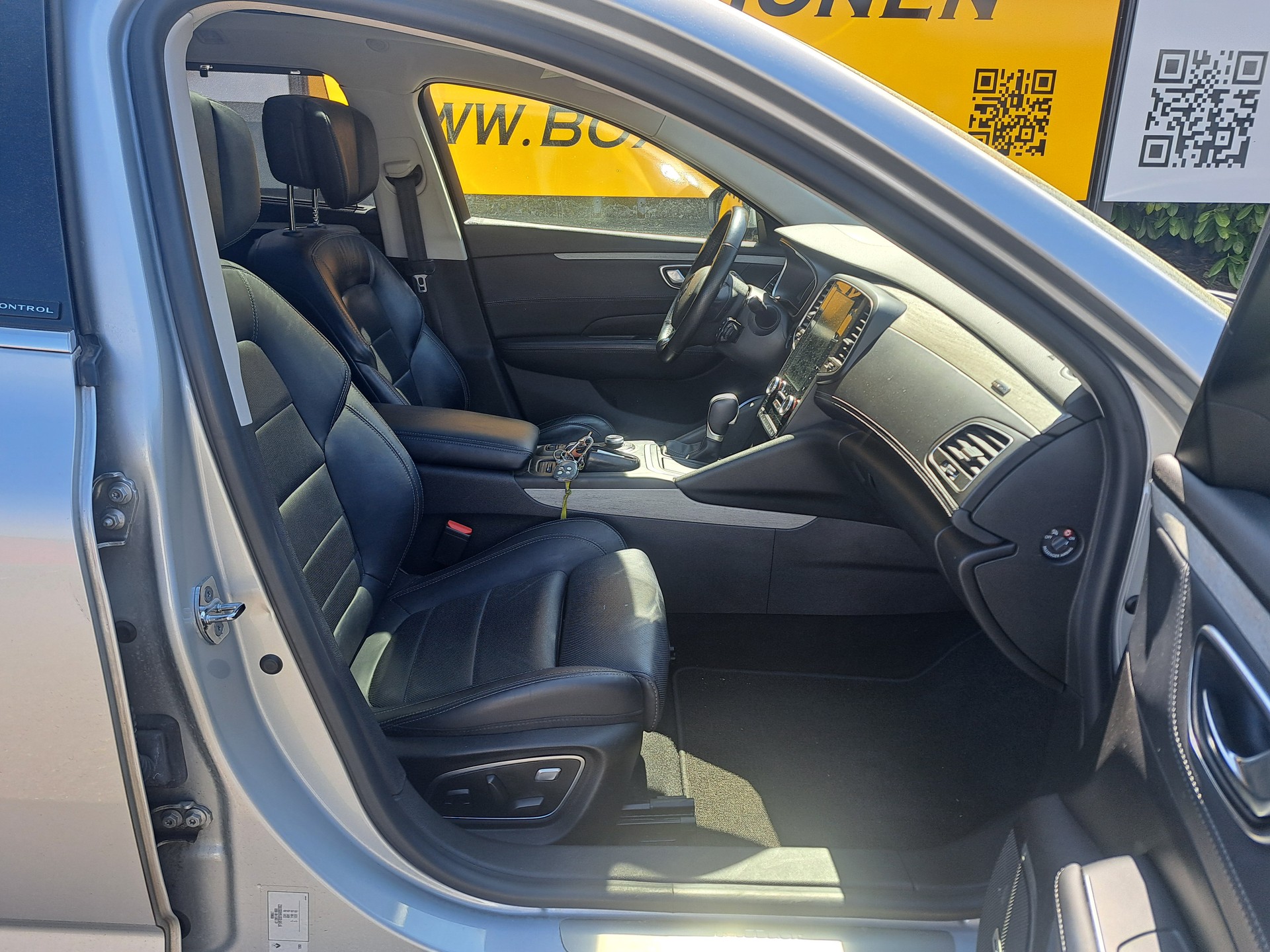 RENAULT Talisman Grandtour 2.0 dCi Initiale Paris EDC-image-3