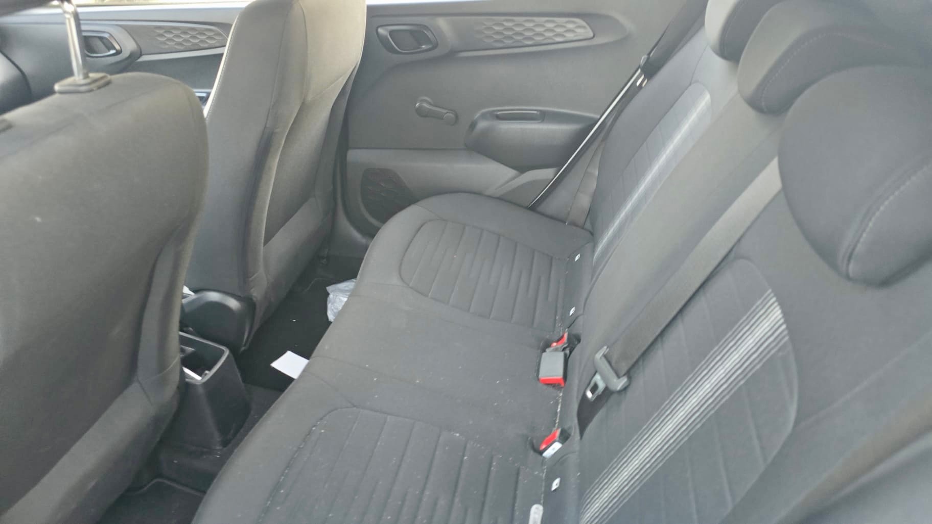 HYUNDAI i10 1.0 Pica-image-11