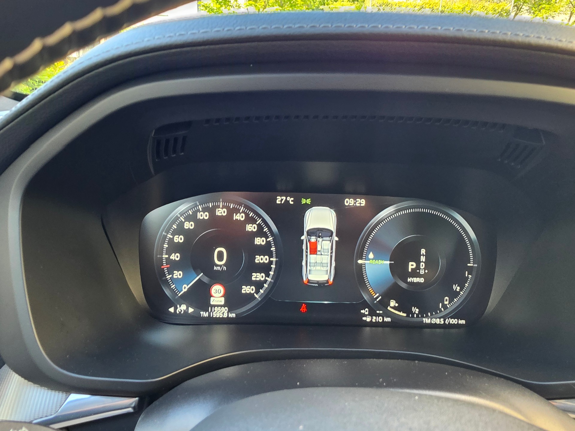 VOLVO XC60 T8 eAWD R-Design Geartronic-image-19