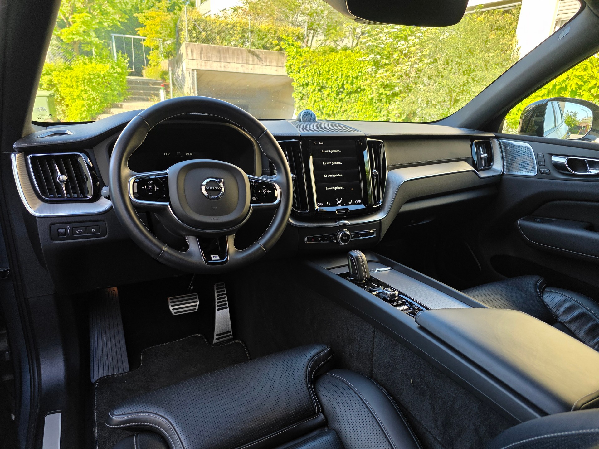 VOLVO XC60 T8 eAWD R-Design Geartronic-image-9